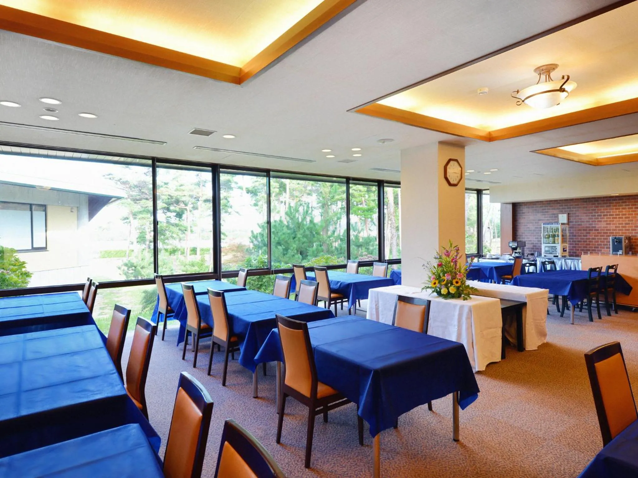 Restaurant/places to eat in Hotel Wellness Notoji