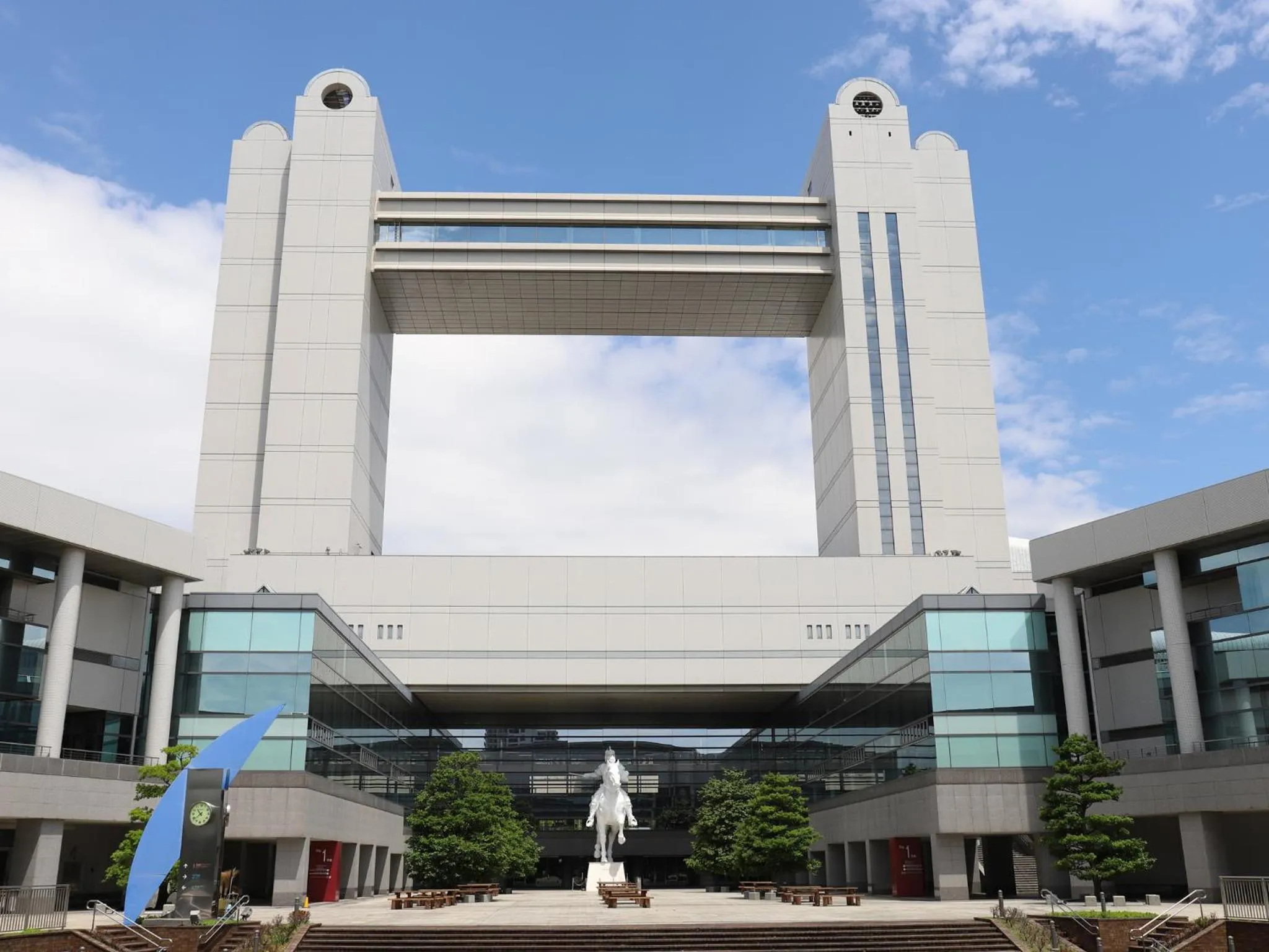 Nearby landmark in Nagoya Creston Hotel