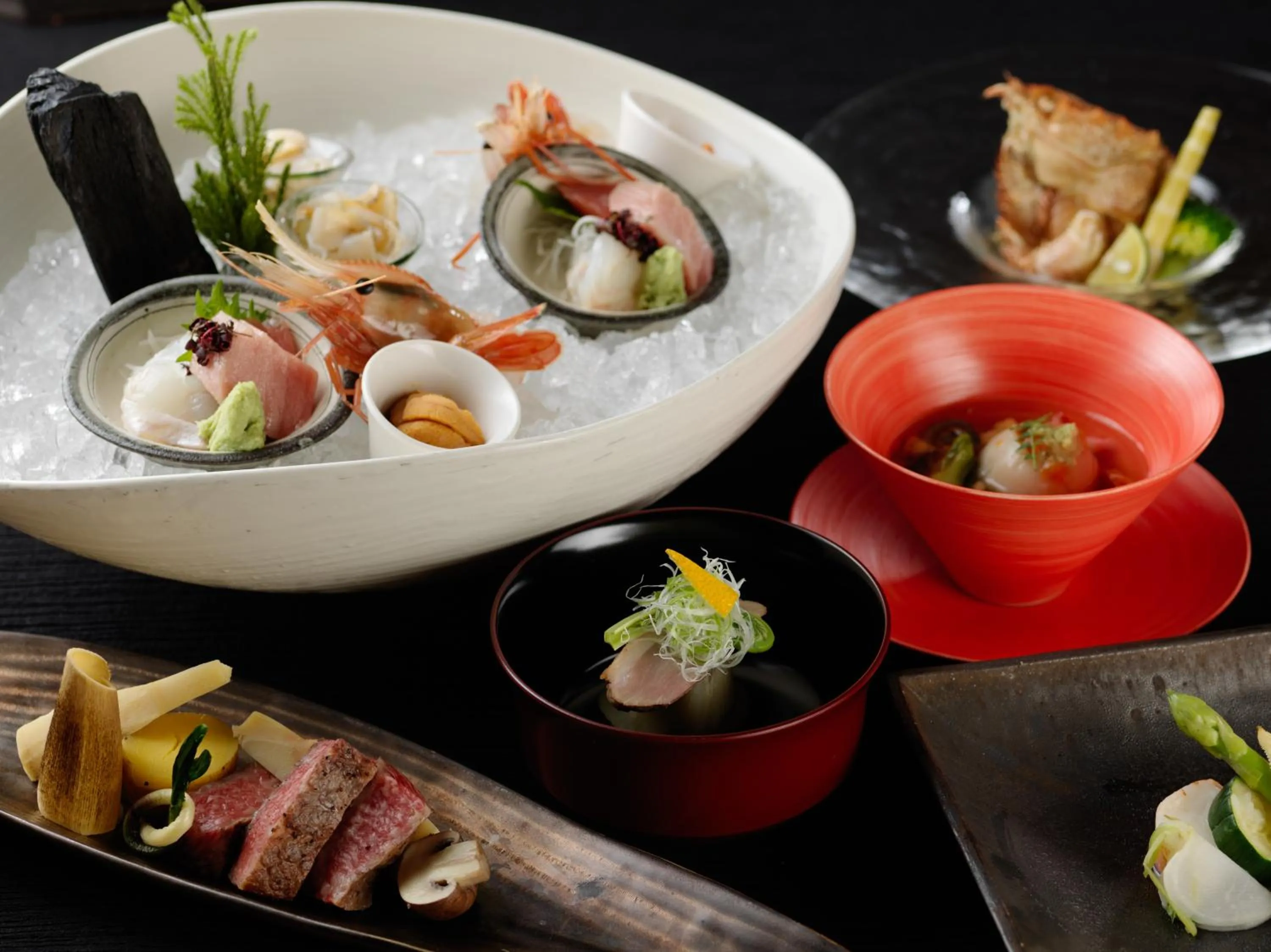 Restaurant/places to eat in Lake Shikotsu Tsuruga Resort Spa Mizu no Uta