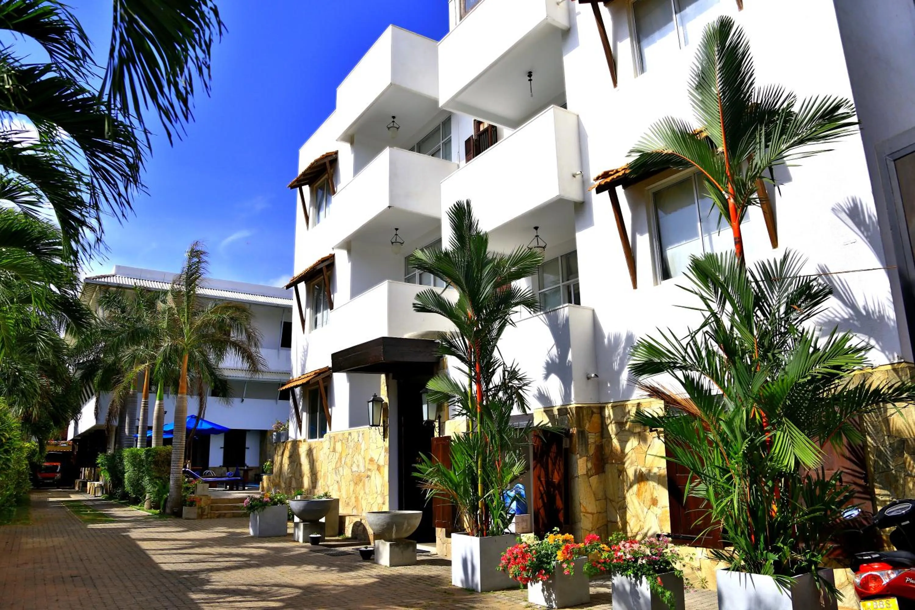 Property building in St.Lachlan Hotel & Suites