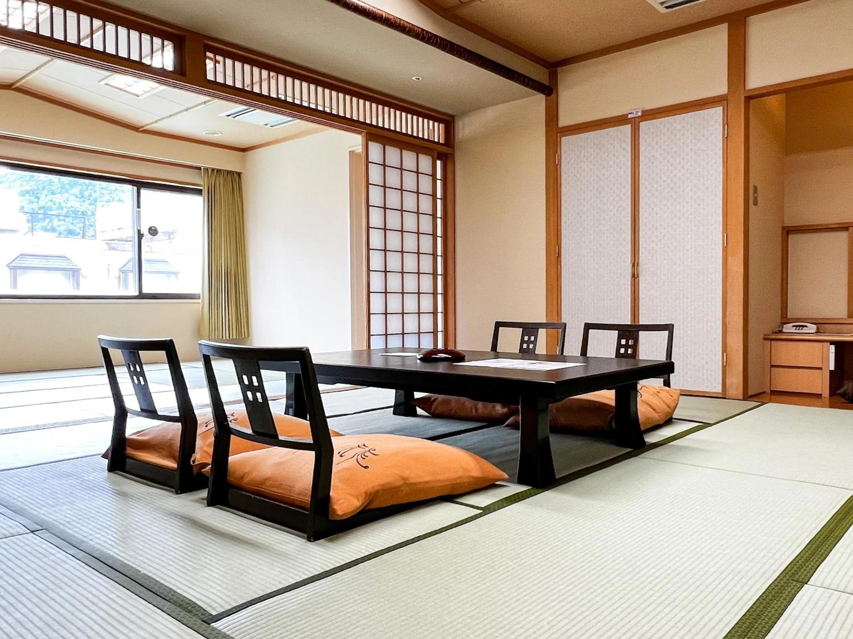 Japanese-Style Family Room with Town View  - Buffet Breakfast + Buffet Dinner Included - Non-Smoking in Akan Yuku no Sato Tsuruga
