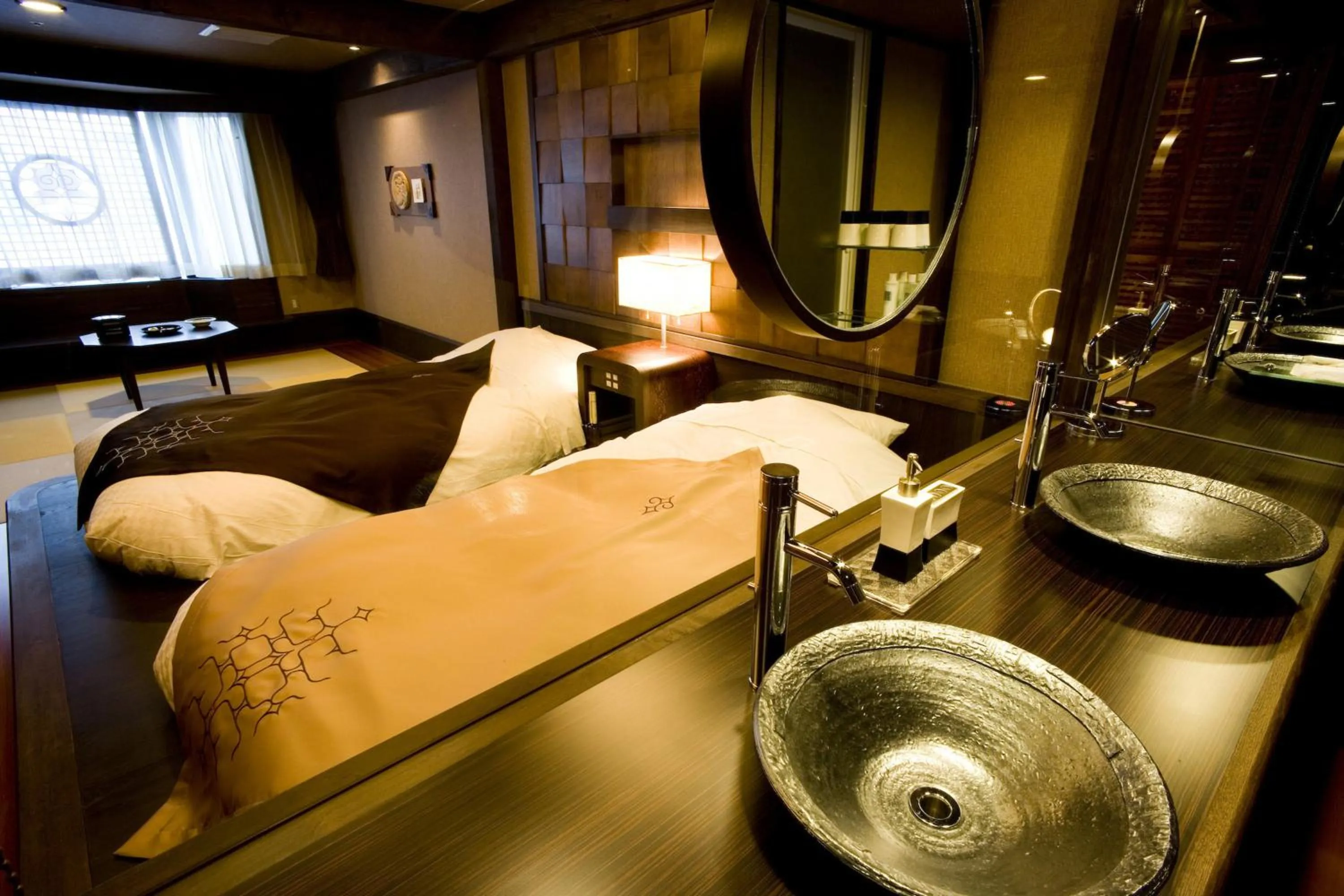 Decorative detail, Bed in Akan Yuku no Sato Tsuruga