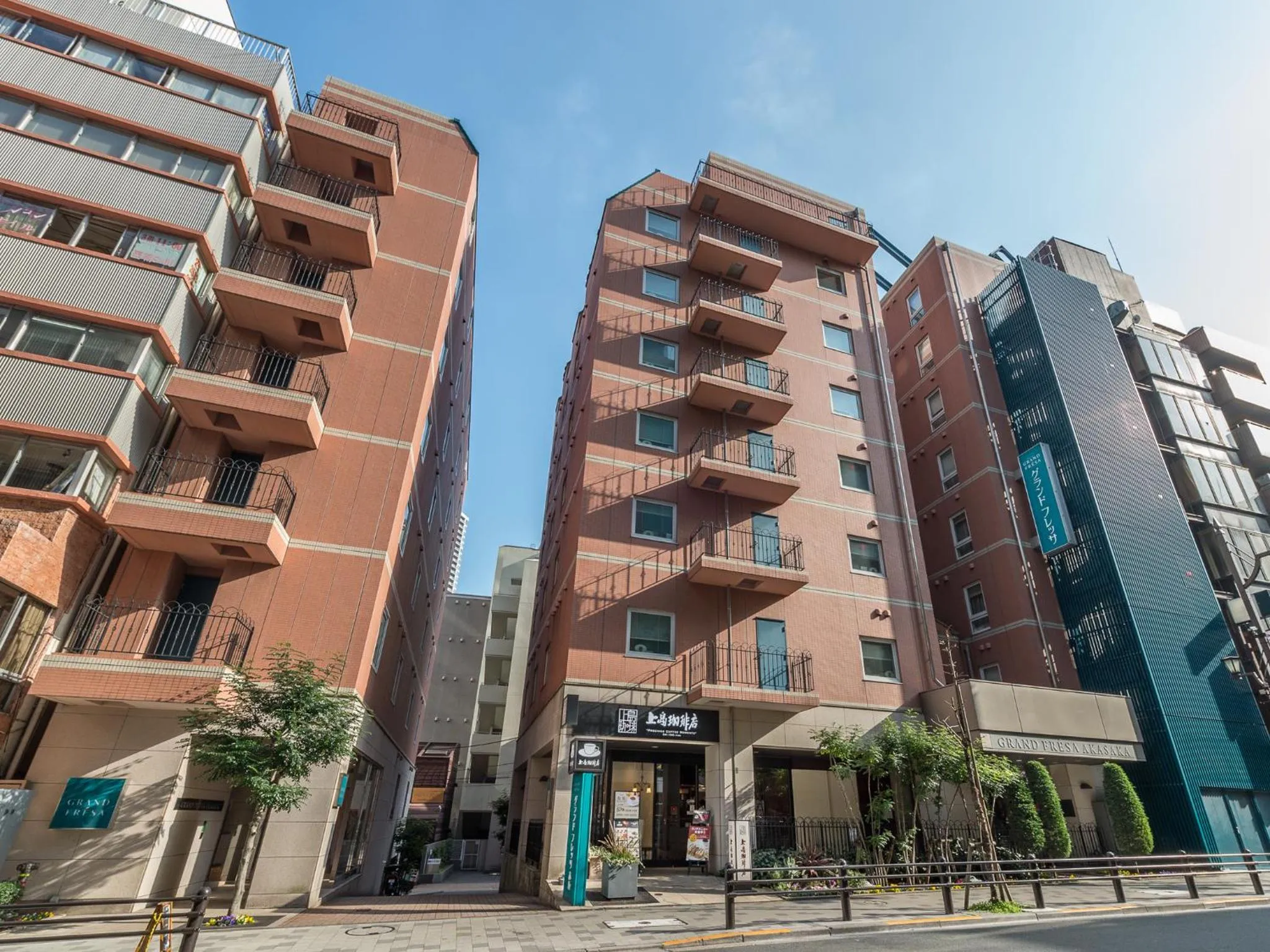 Facade/entrance in Sotetsu Fresa Inn Tokyo-Akasaka