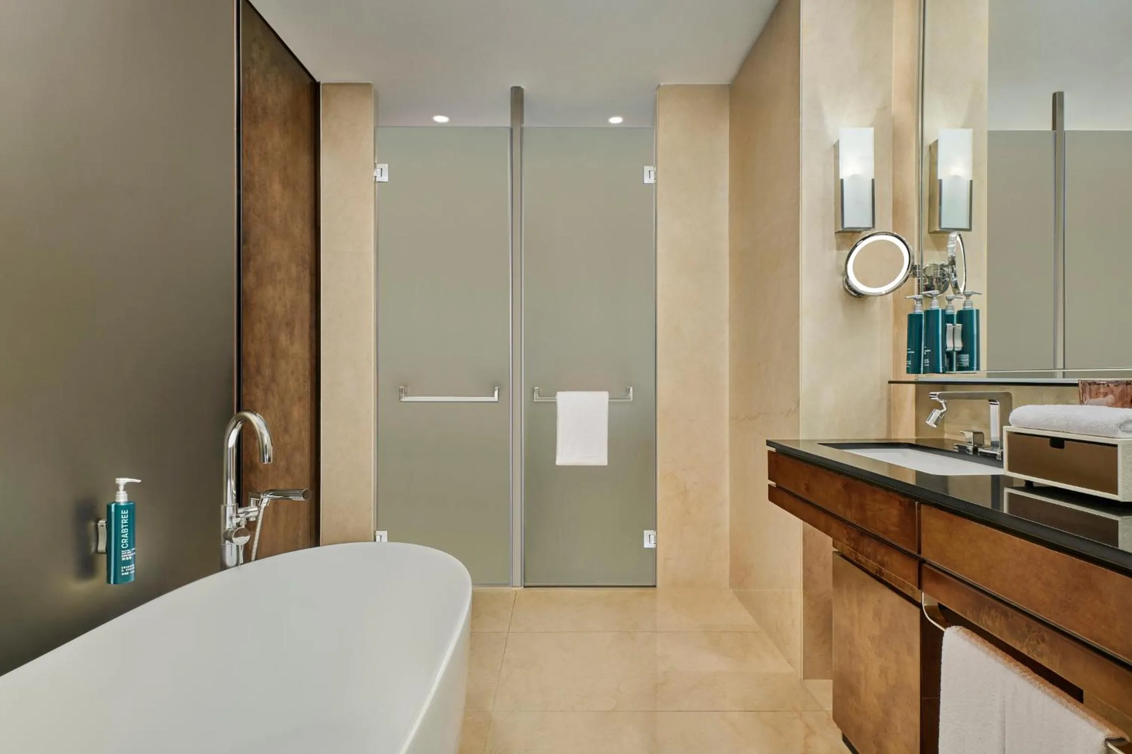 Bathroom in Hilton Guangzhou Tianhe