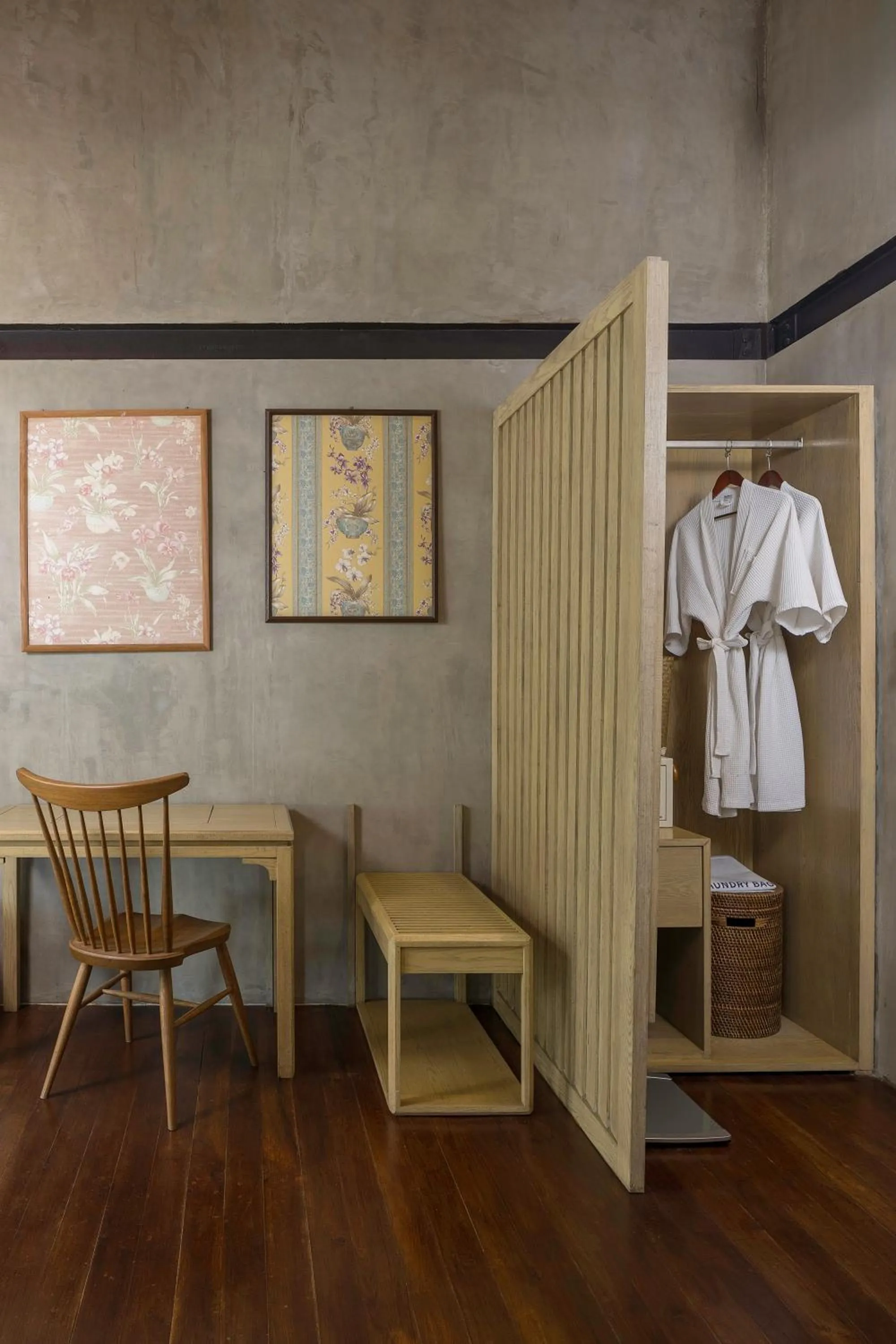 wardrobe in Homm Chura Samui