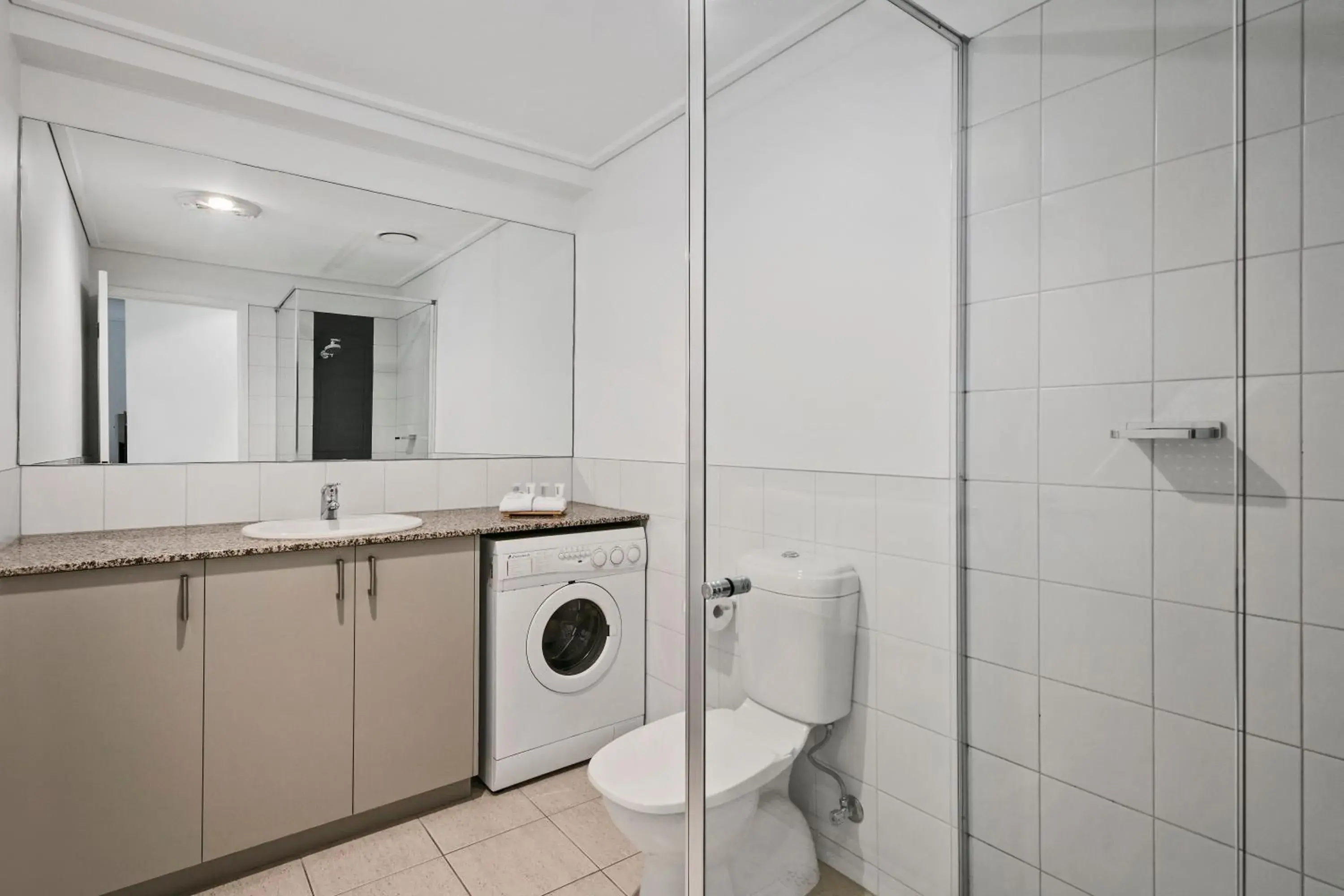 One-Bedroom Apartment in Quest Jolimont One-Bedroom Apartment in Quest Jolimont