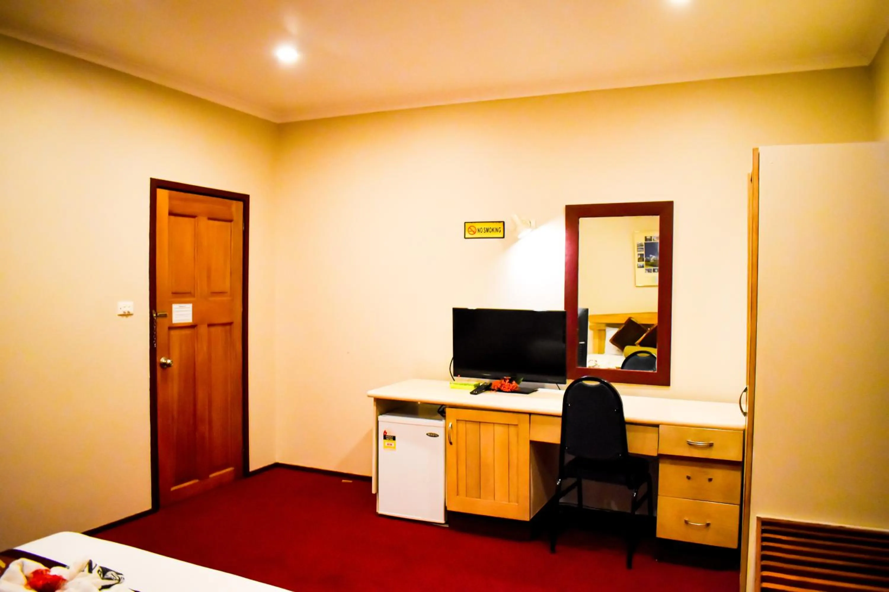 TV and multimedia in Grand Eastern Hotel