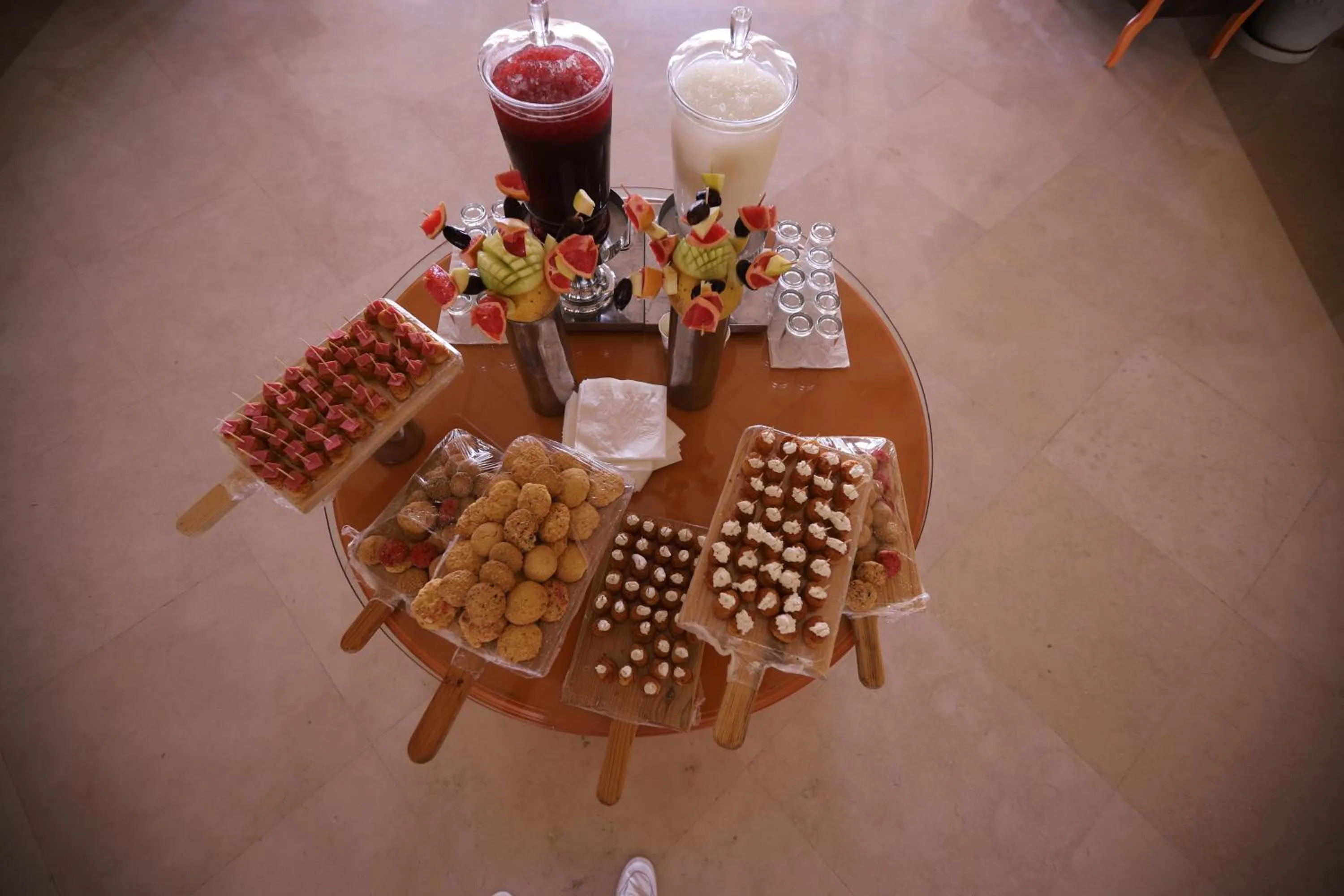 Food and drinks in Continental Plaza Beach Resort