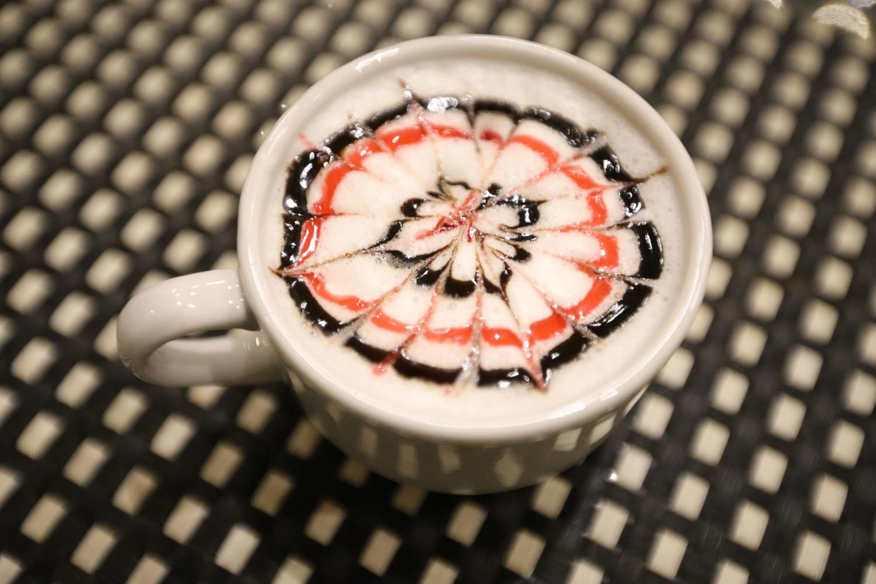 Coffee/tea facilities in Continental Plaza Beach Resort