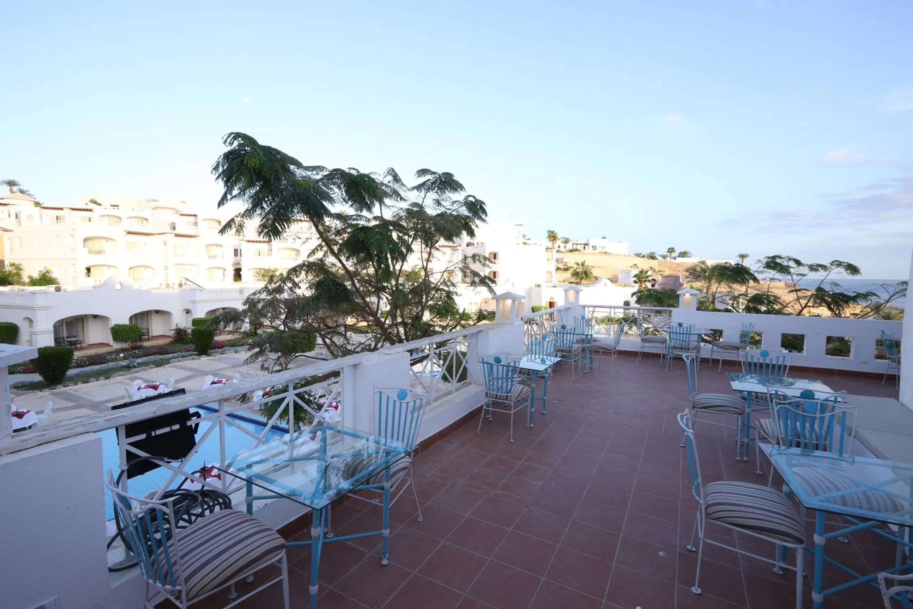 Communal lounge/ TV room in Continental Plaza Beach Resort