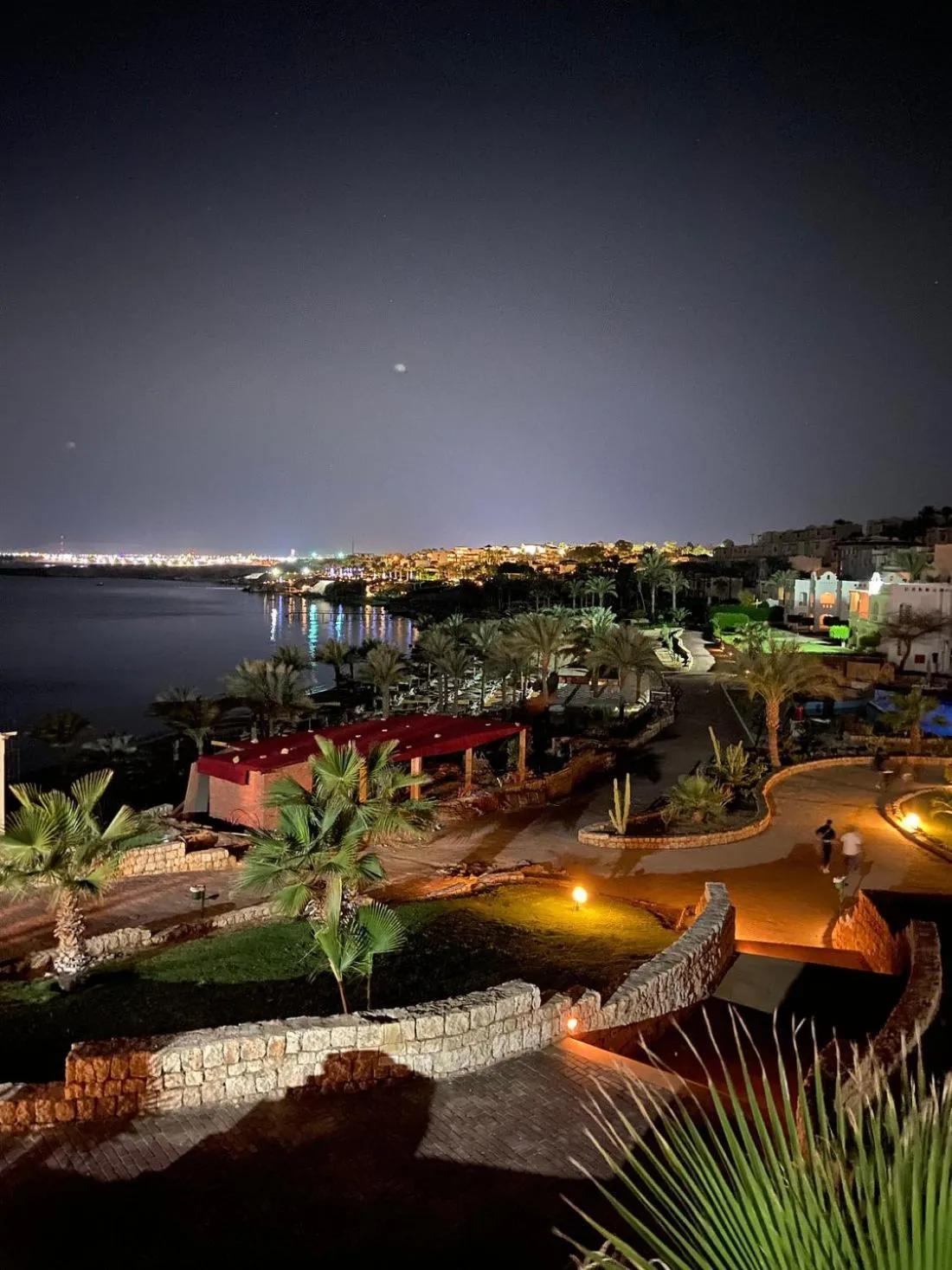 Natural landscape in Continental Plaza Beach Resort