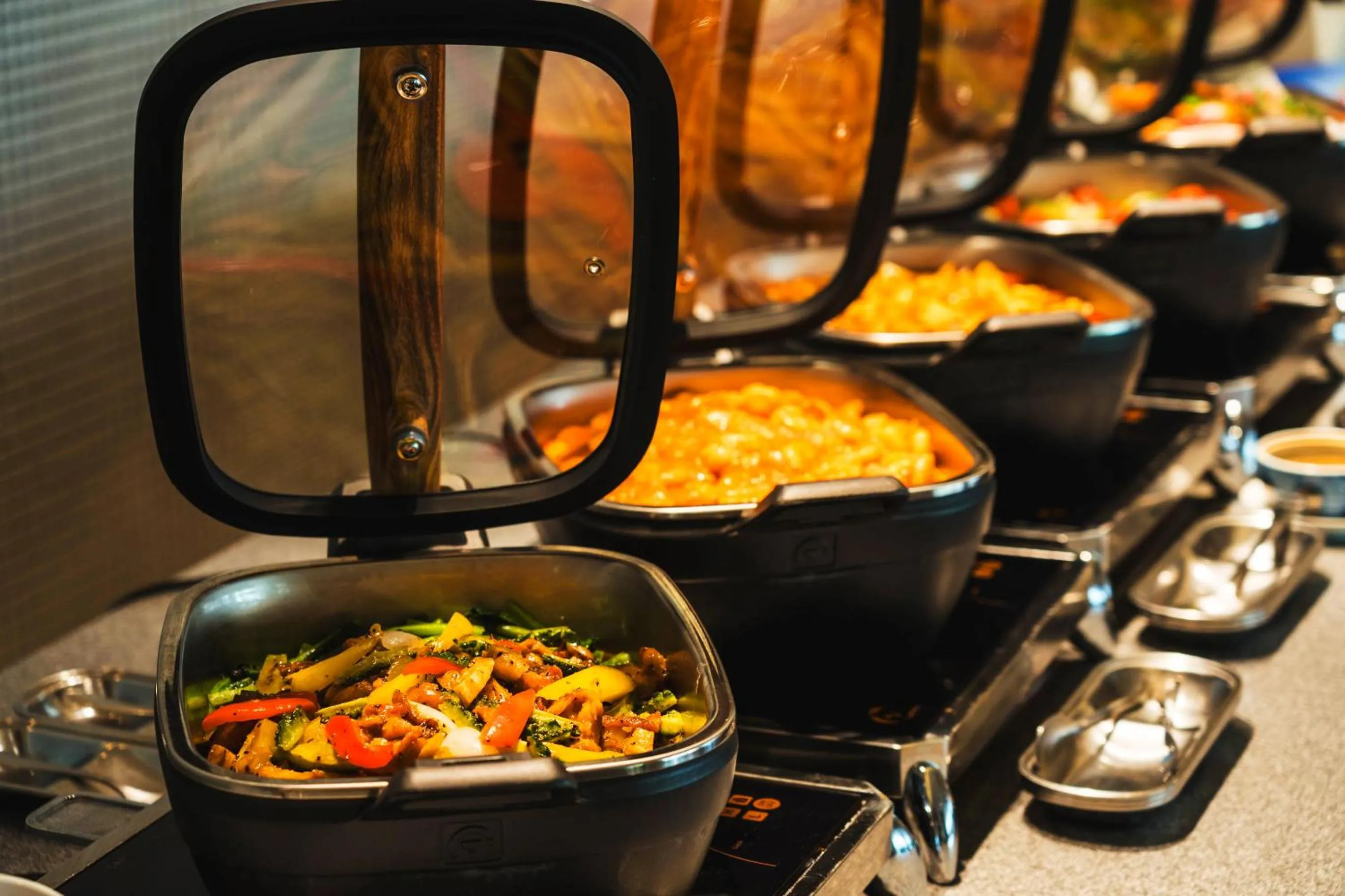 Restaurant/places to eat in Loisir Hotel Naha