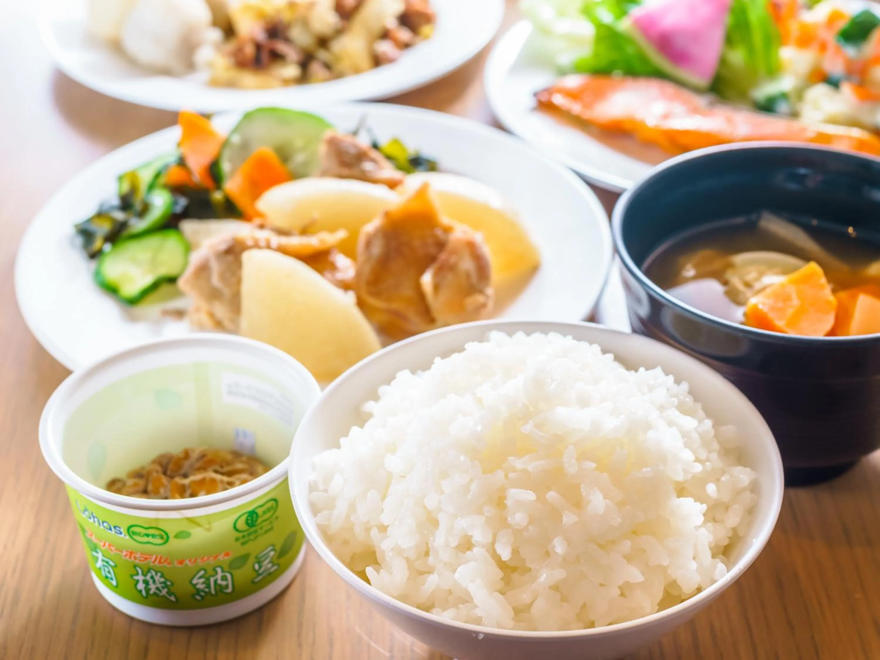 Buffet breakfast in Super Hotel Kochi