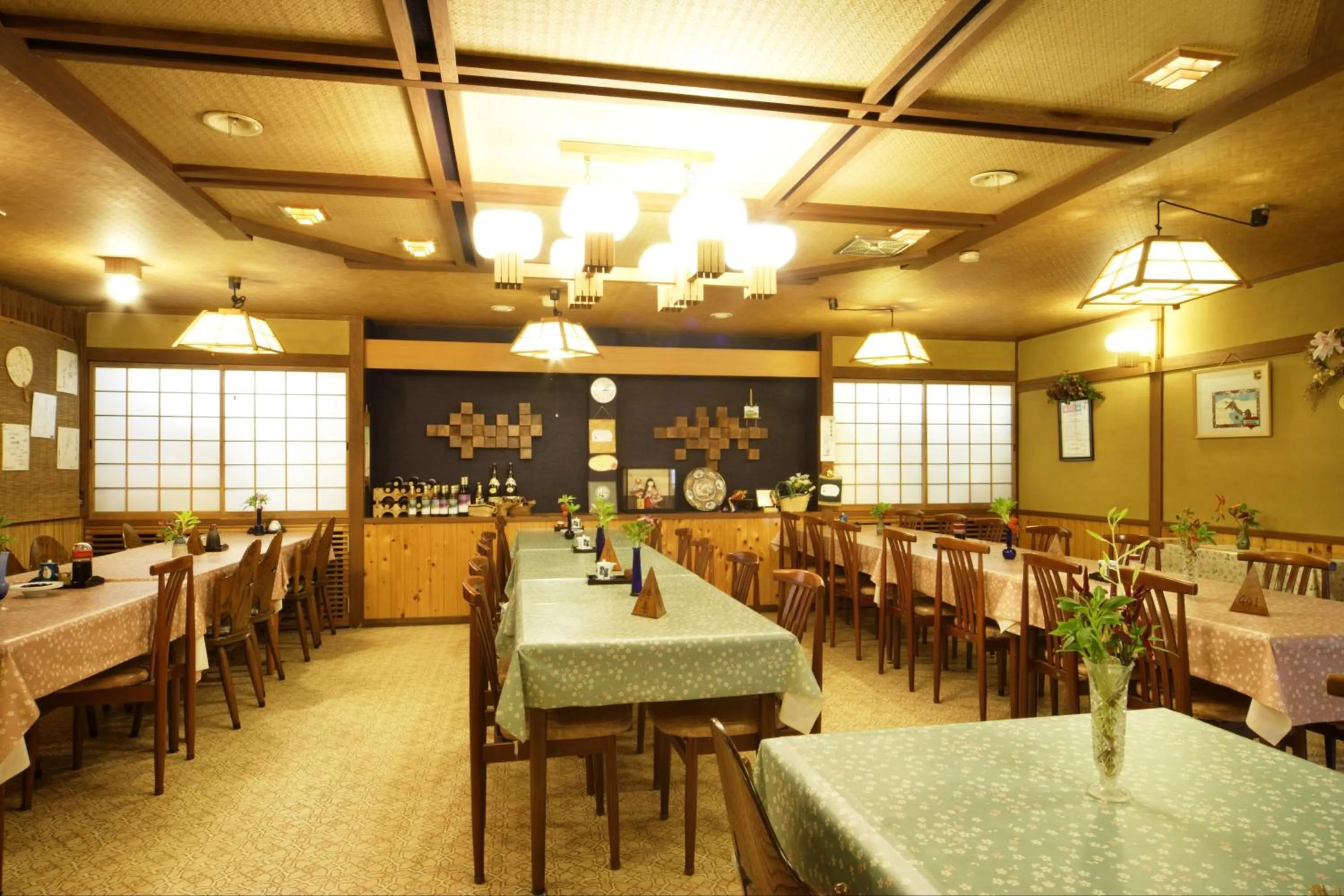 Restaurant/places to eat in Kofukan