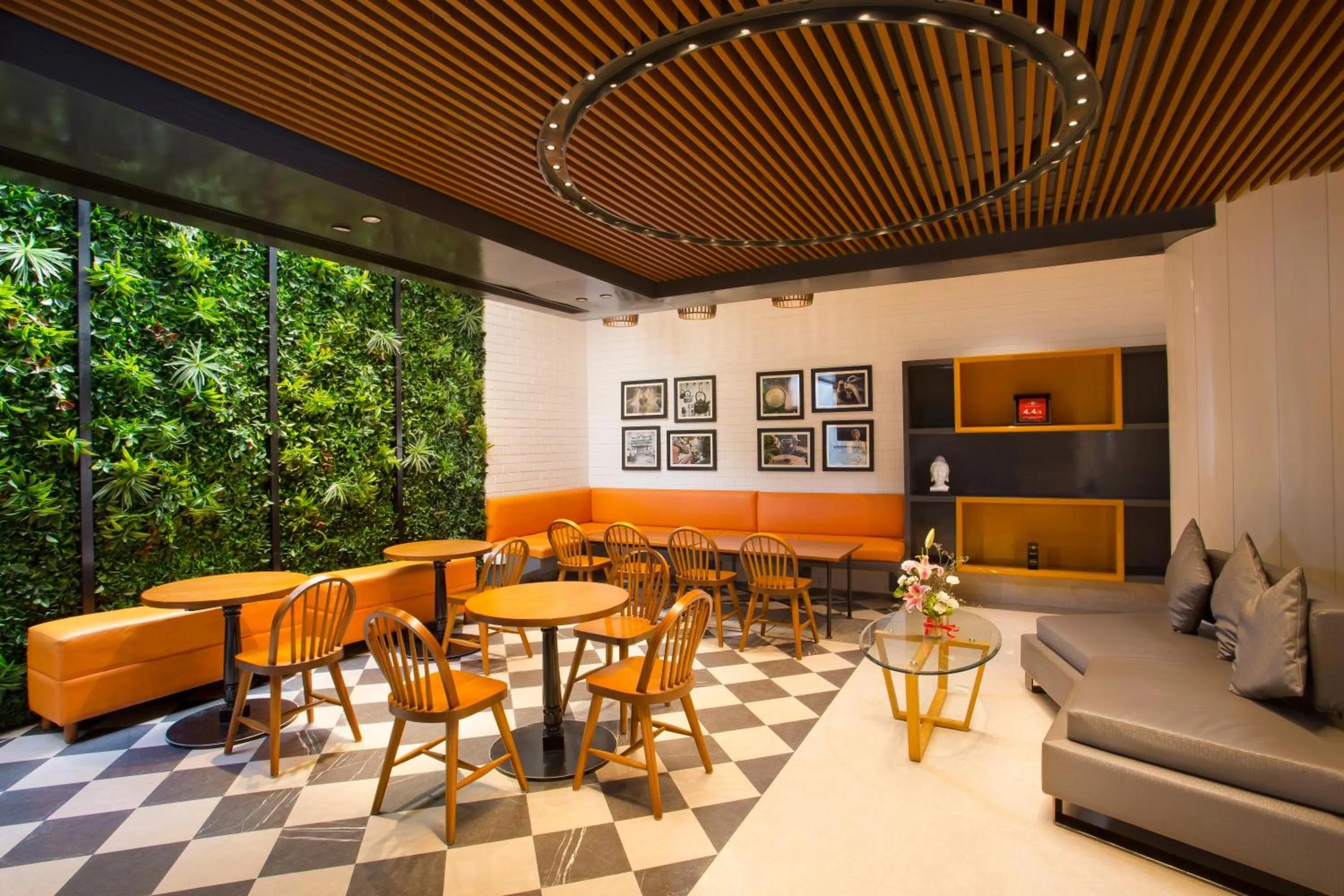 Lounge or bar in Fountain Tree by TGI