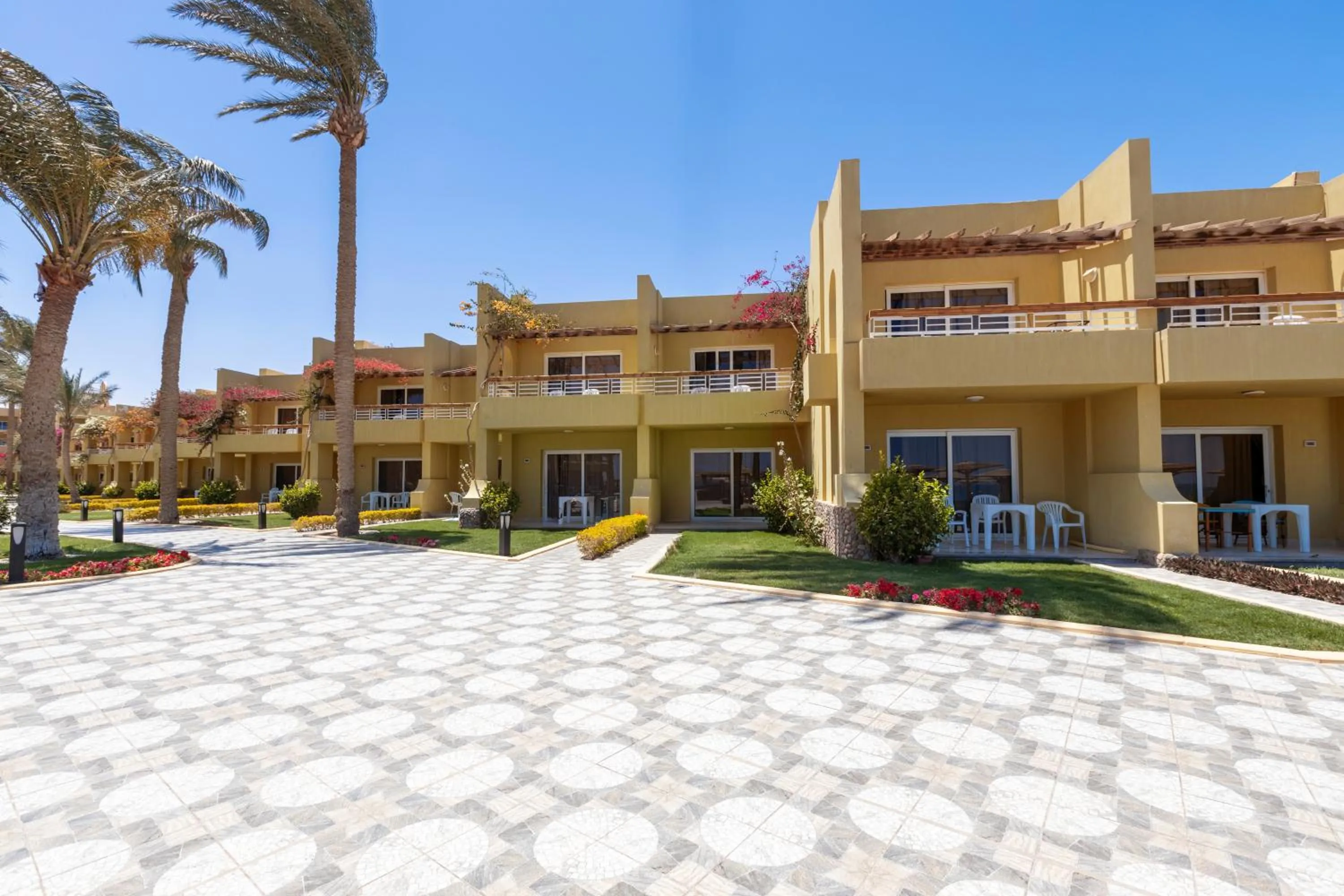 Palm Beach Resort Families and Couples only