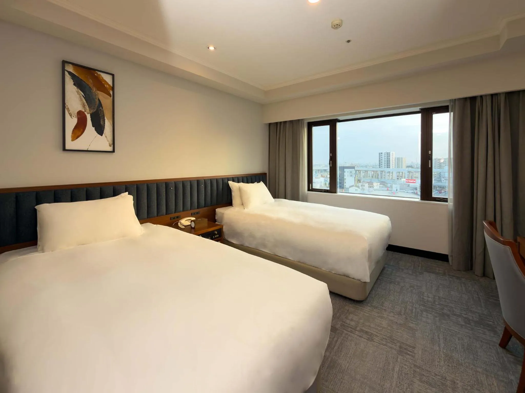 Photo of the whole room, Bed in Hotel Crown Palais Chiryu