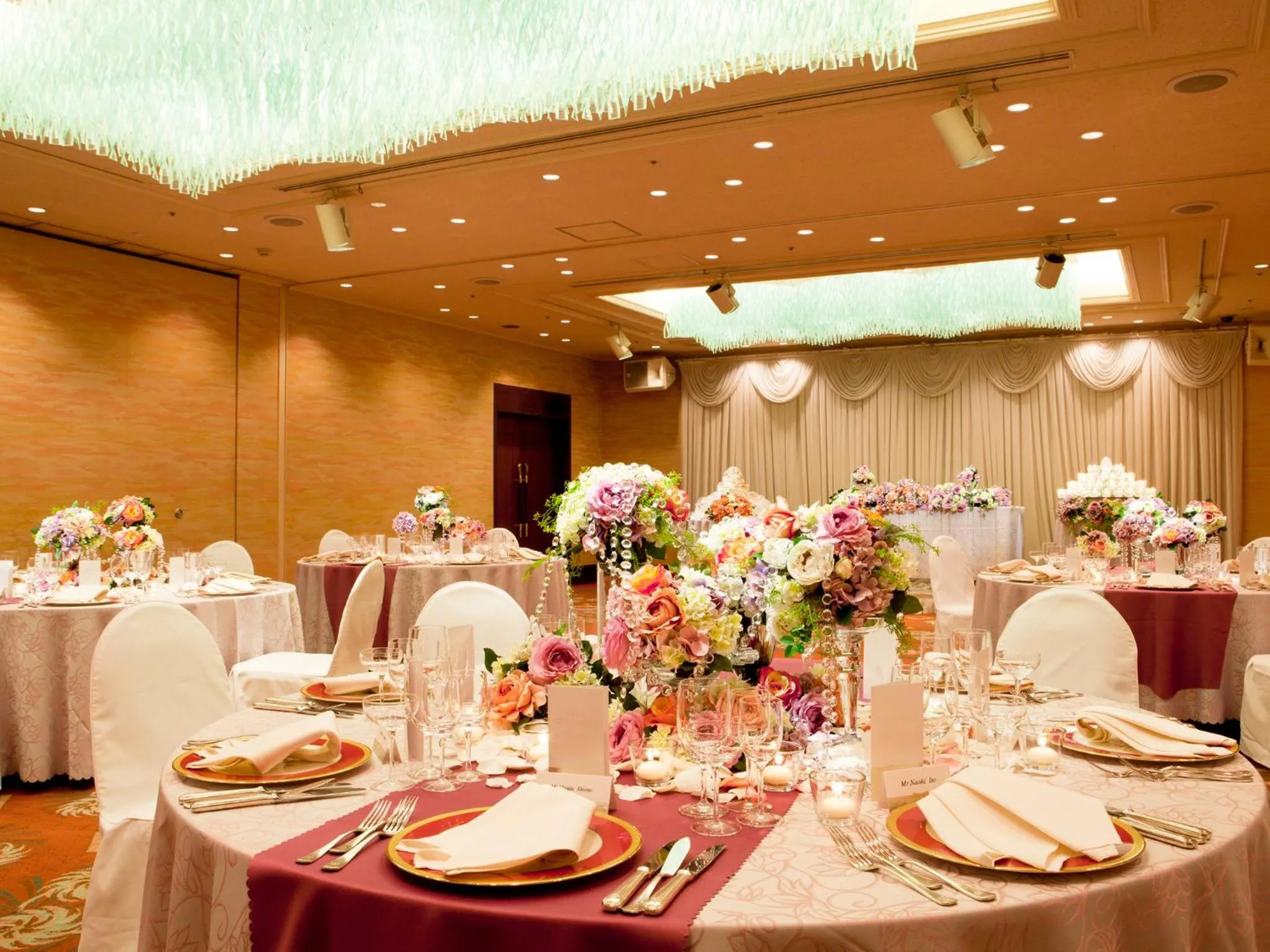 Banquet/Function facilities in Hotel Crown Palais Chiryu