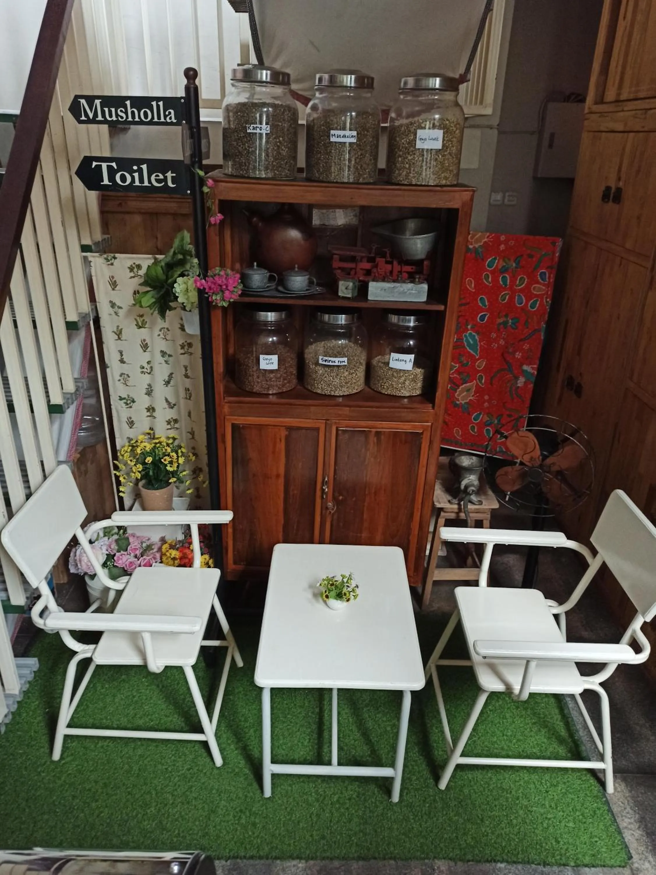 Coffee/tea facilities in Roemah 28 Syariah