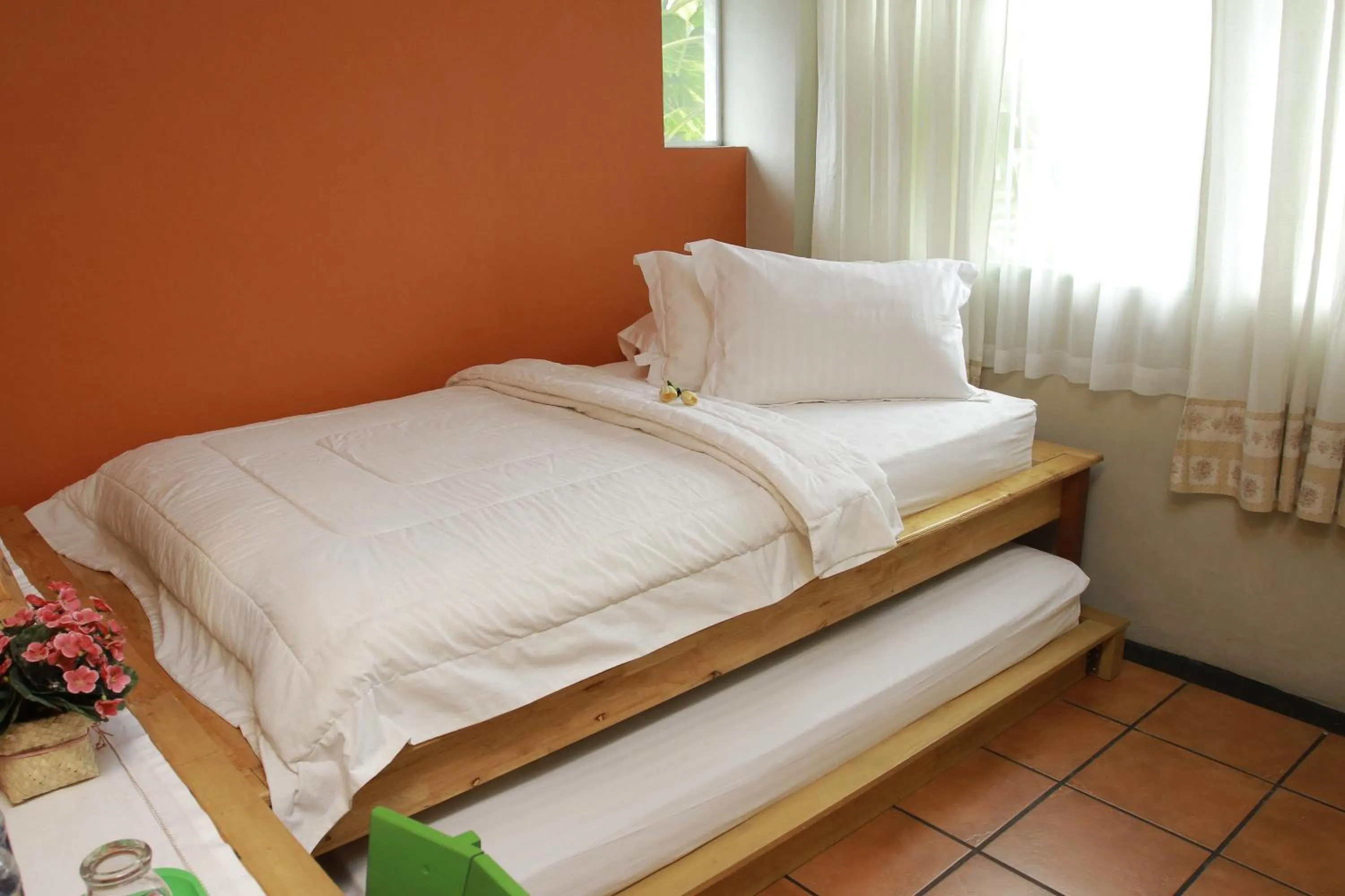 Bed in Roemah 28 Syariah