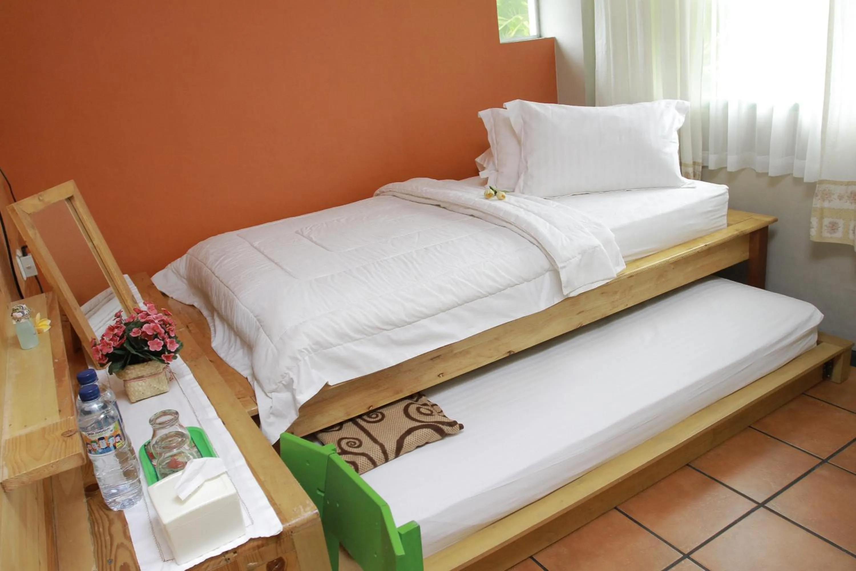 Bedroom, Bed in Roemah 28 Syariah