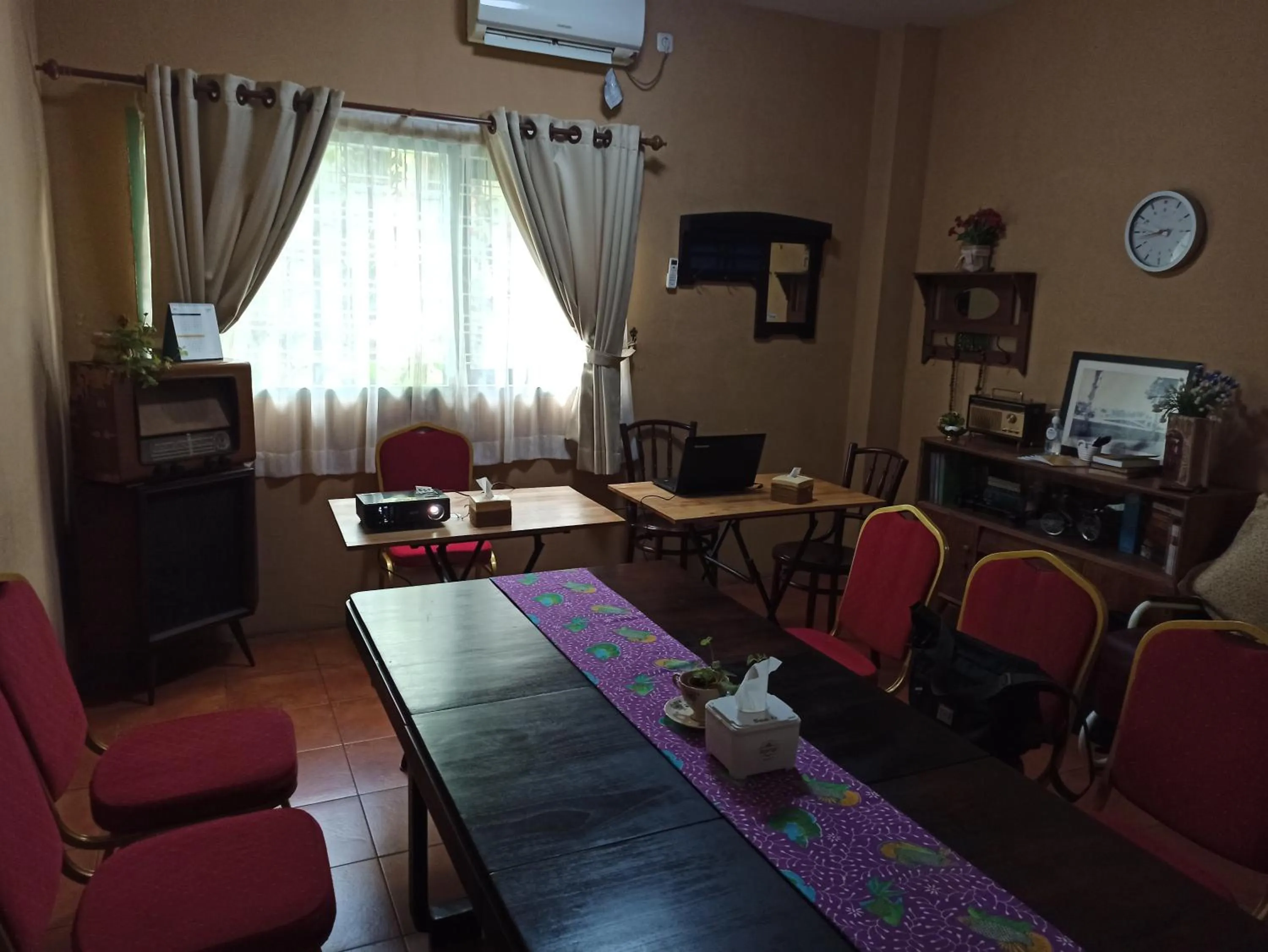 Meeting/conference room in Roemah 28 Syariah