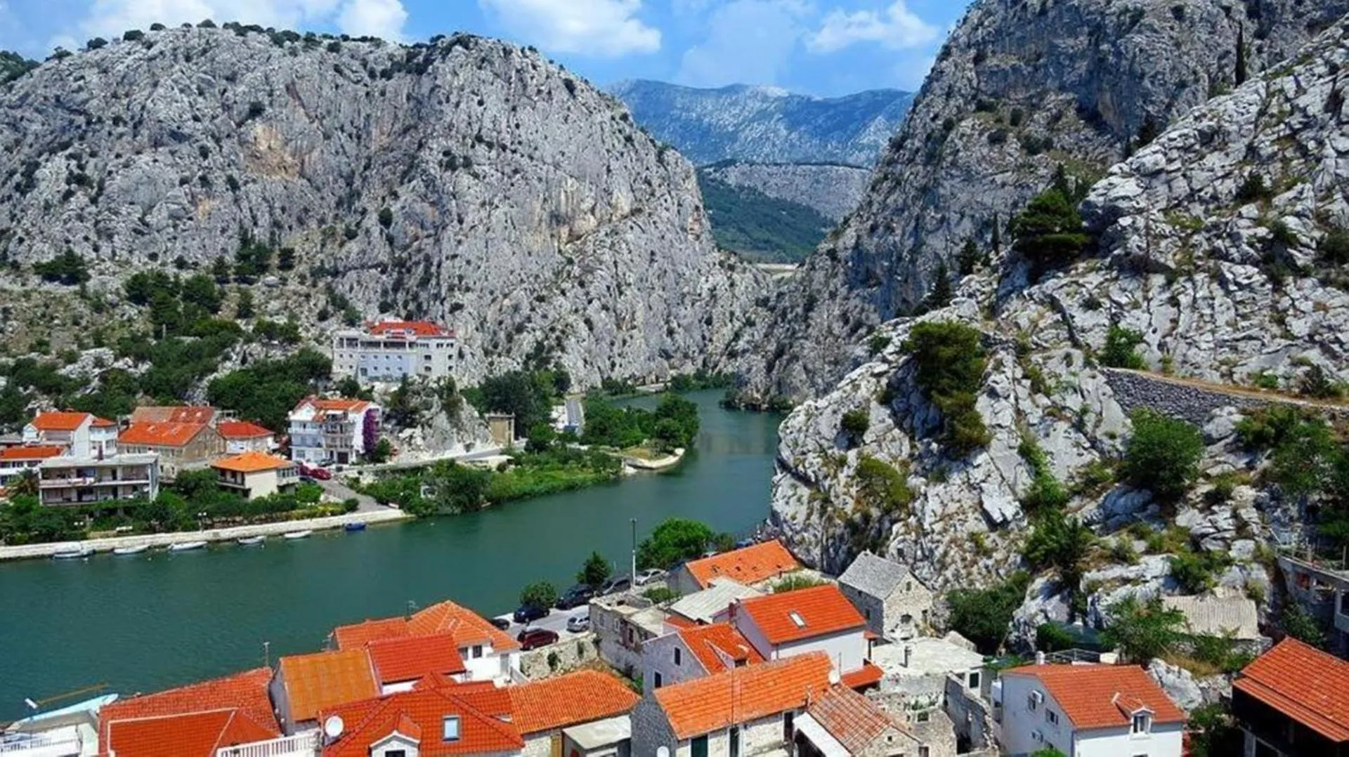 Nearby landmark in Villa Mama - Traditional Apartments in Omis, free parking
