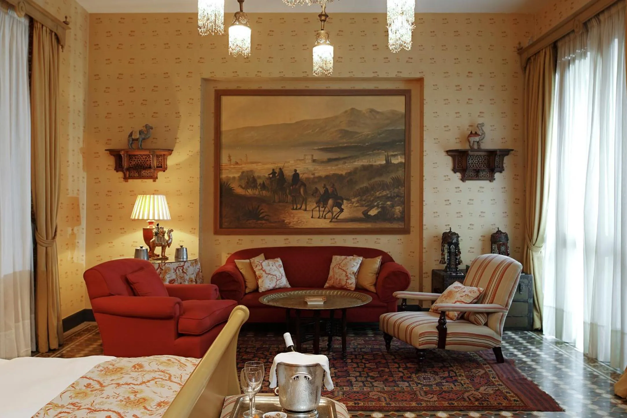 Seating area in Albergo Hotel