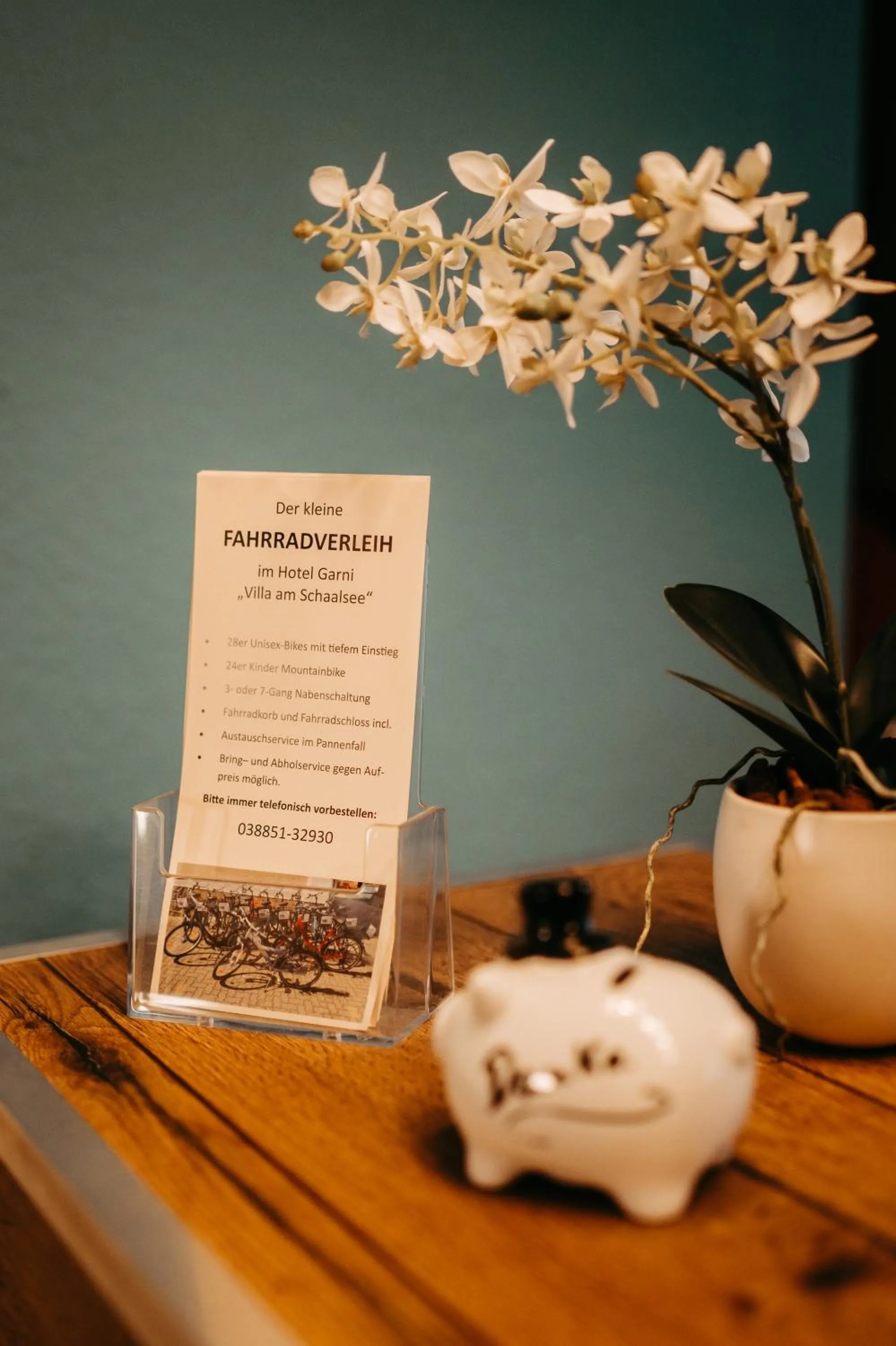 Lobby or reception in Hotel Garni "Villa am Schaalsee"