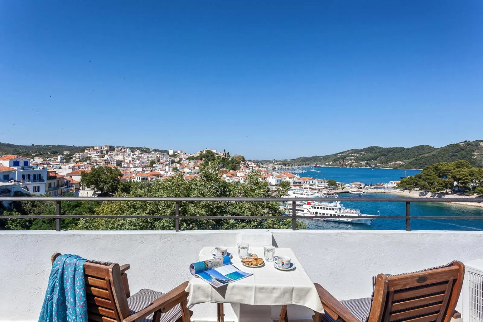 Sea view in Argo Pension