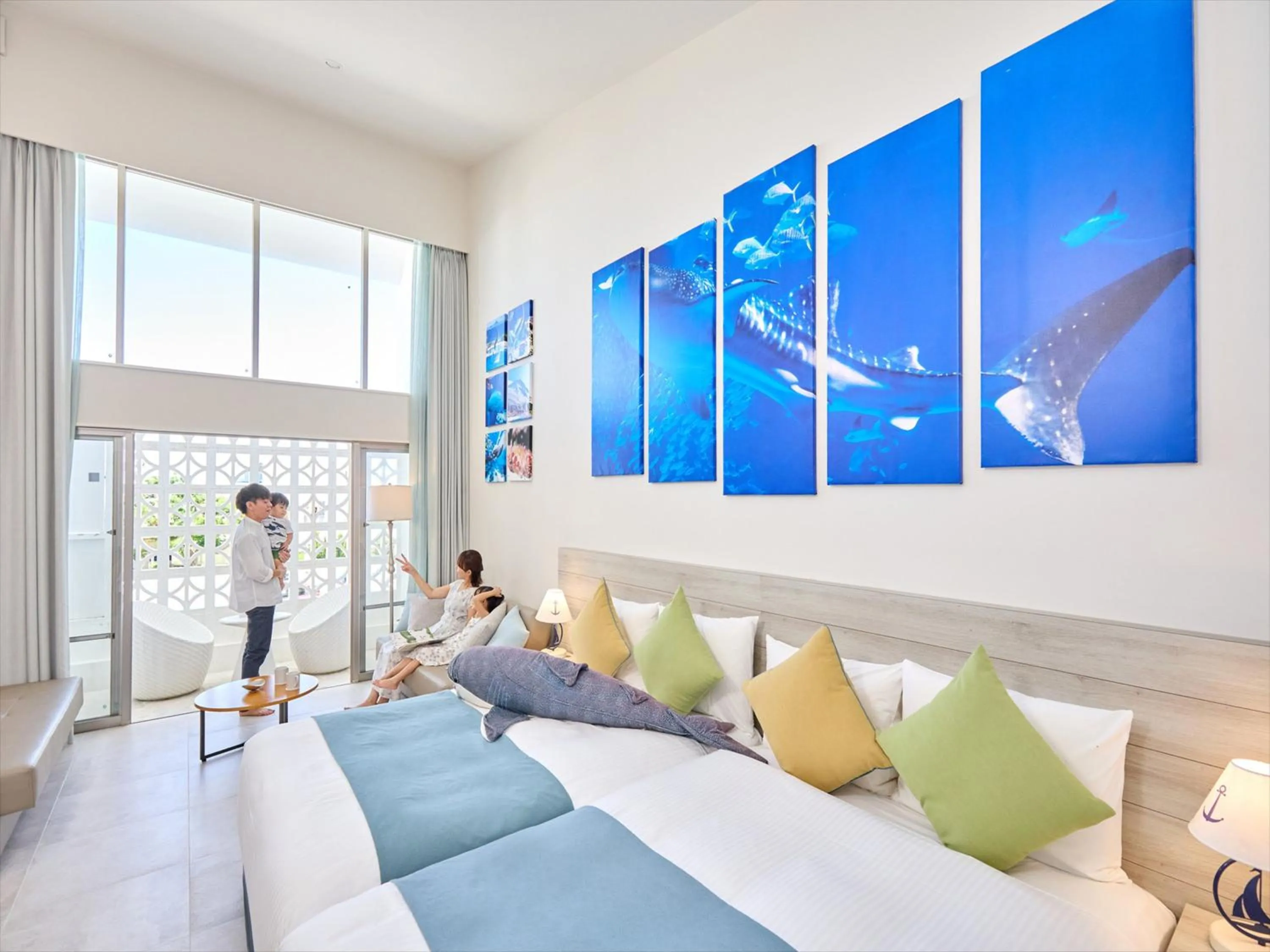 Photo of the whole room, Bed in Royal View Hotel Churaumi