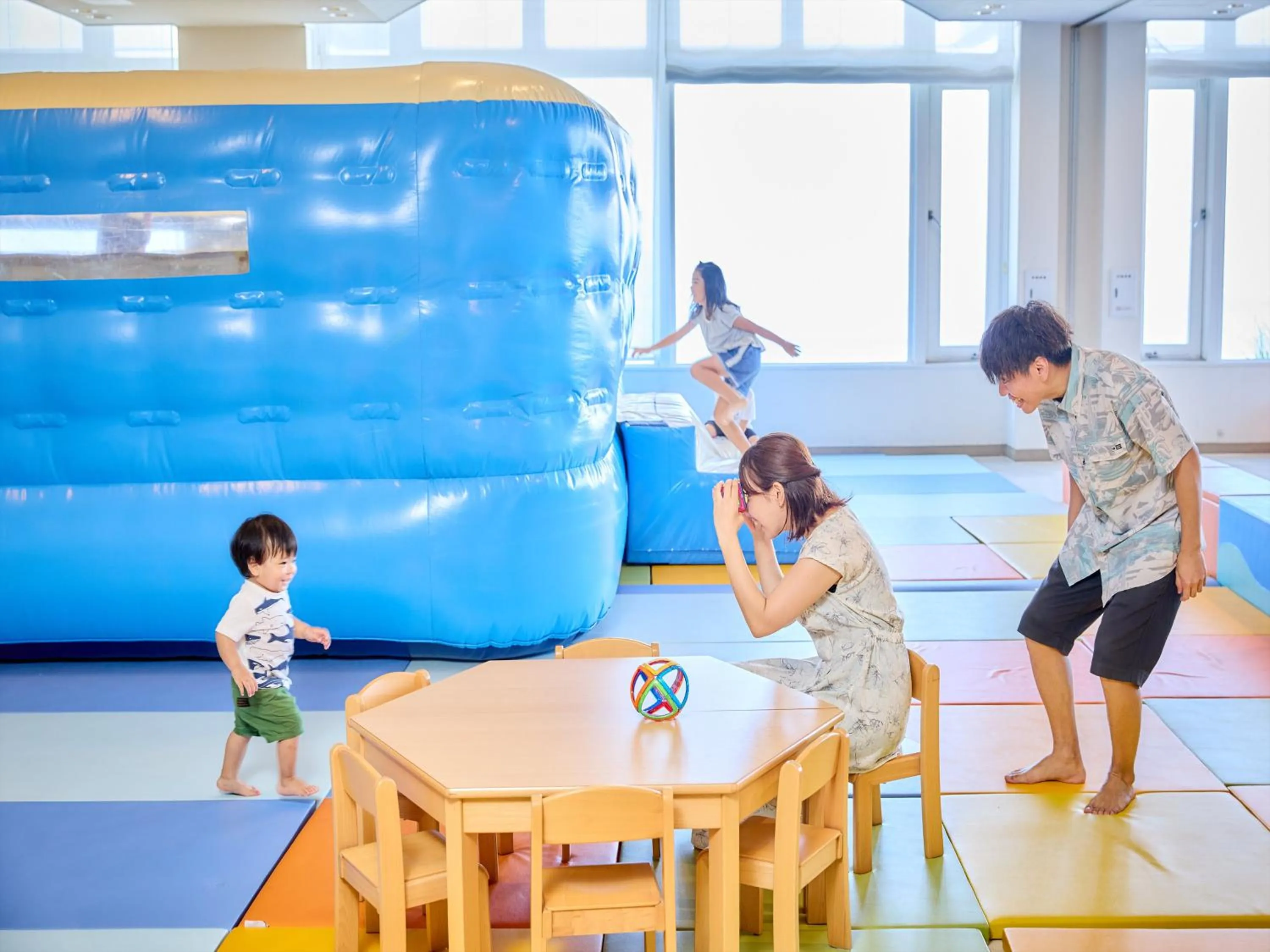 children in Royal View Hotel Churaumi