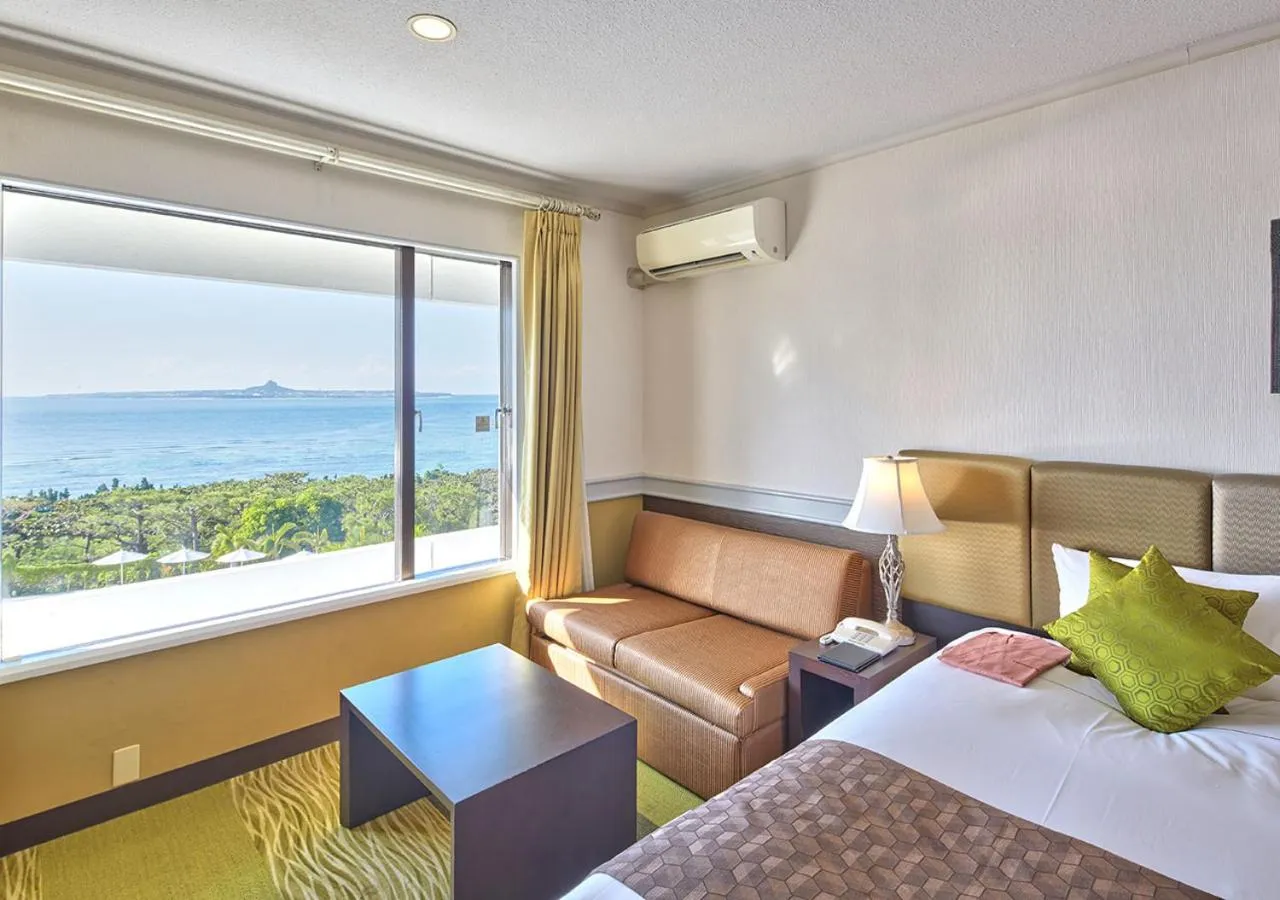 Sea view, Bed in Royal View Hotel Churaumi