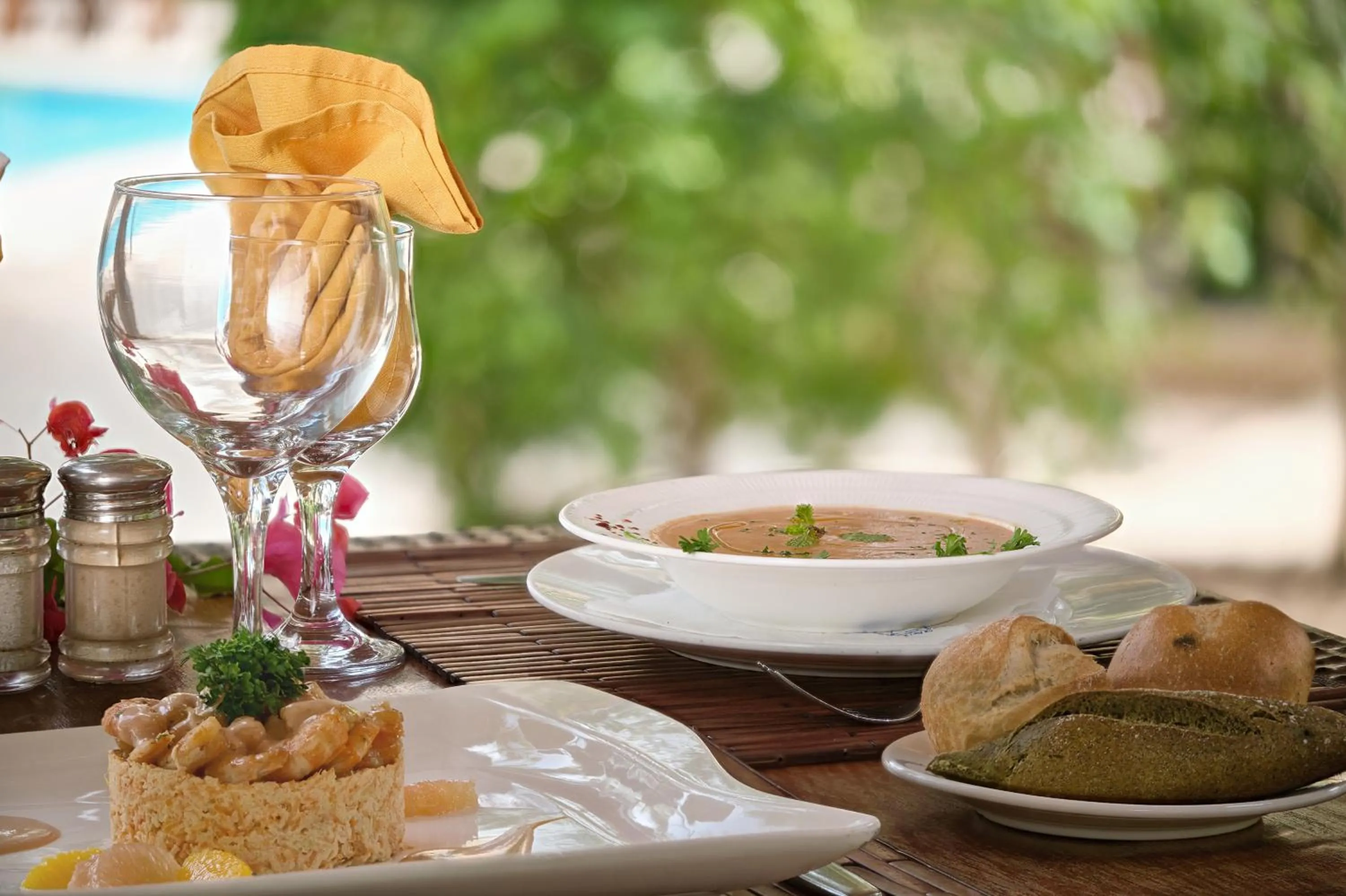 Restaurant/places to eat in Neptune