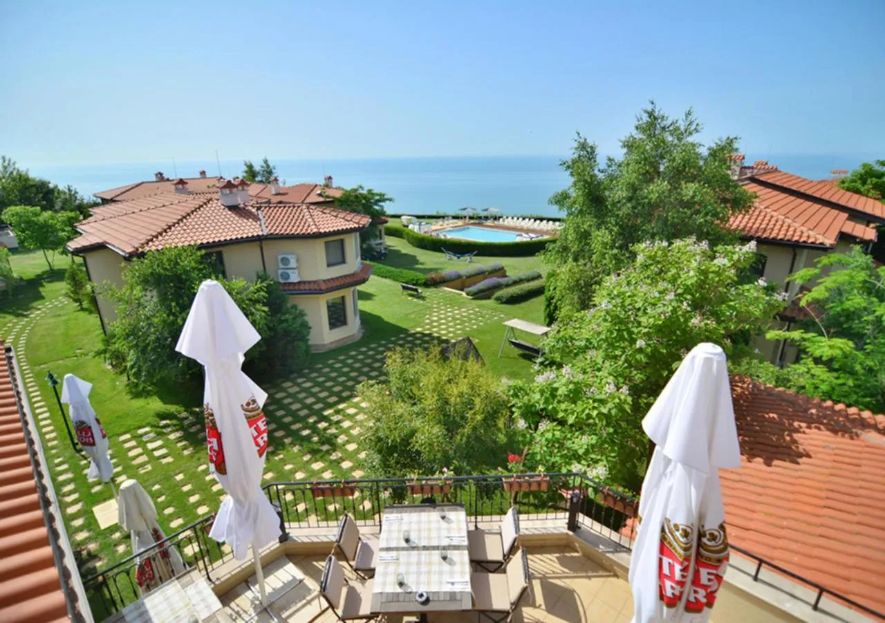 Property building in Club Residence at BlackSeaRama Golf