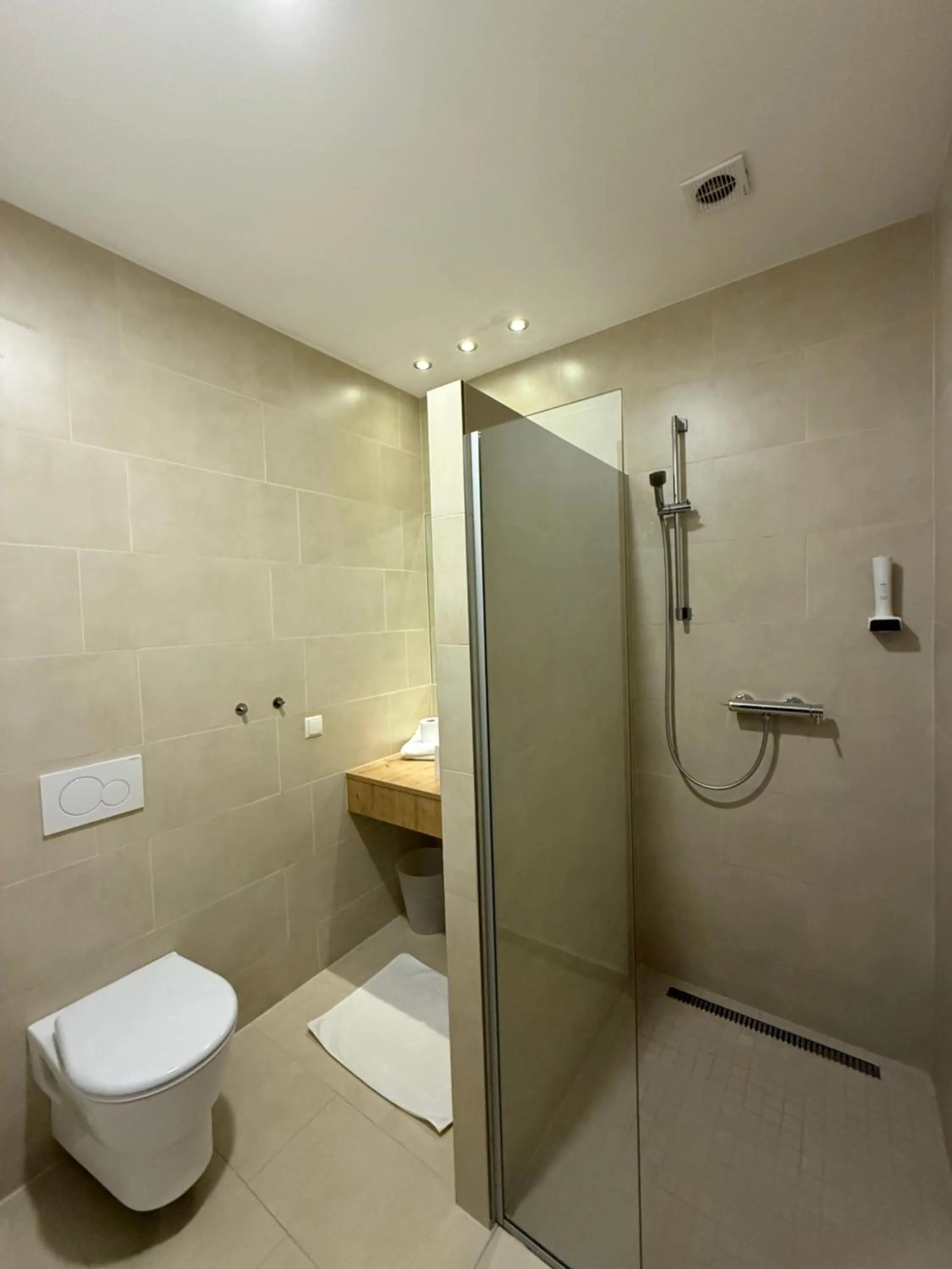 Bathroom in Hotel Restaurant FIDI