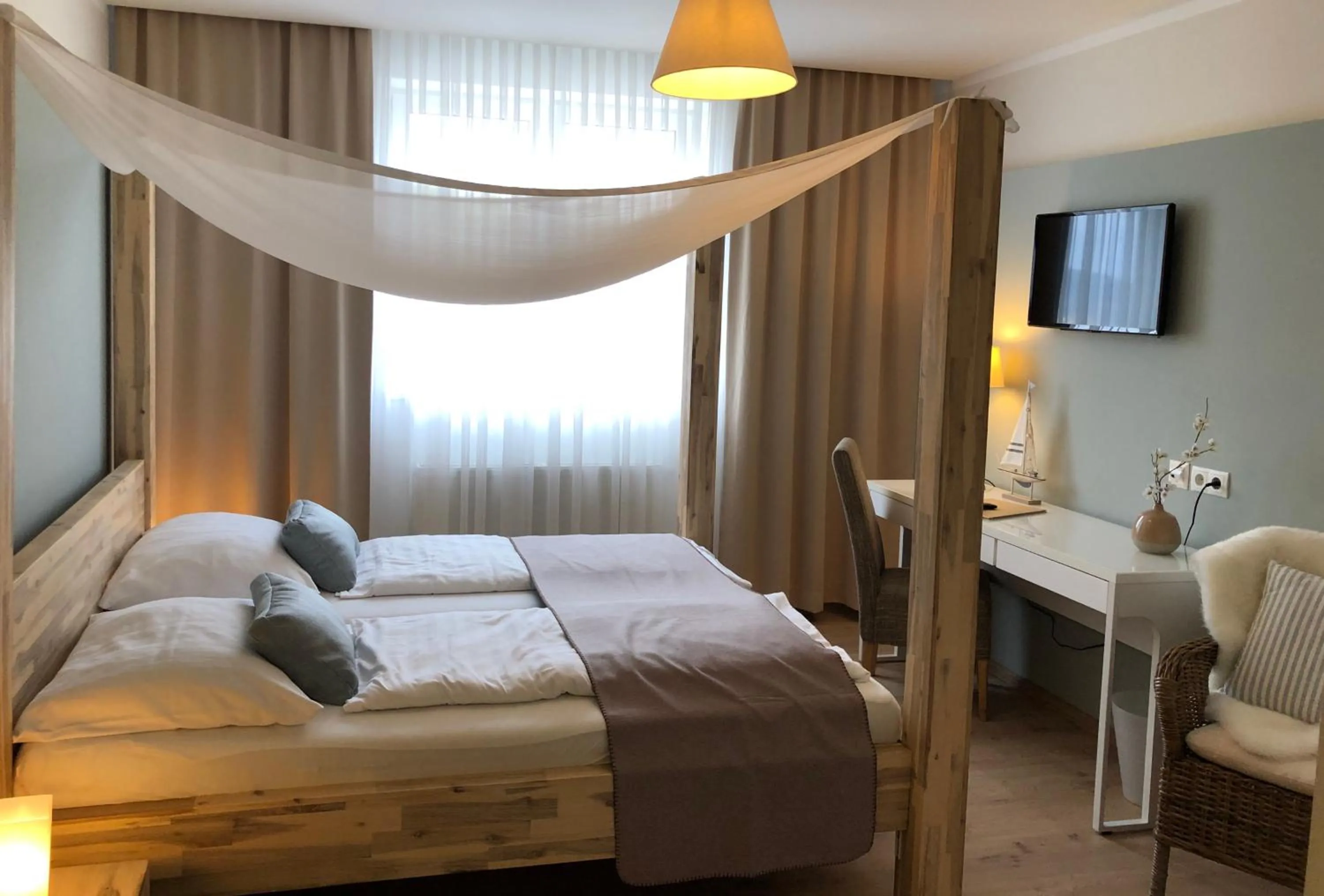 Bed in Hotel Restaurant FIDI