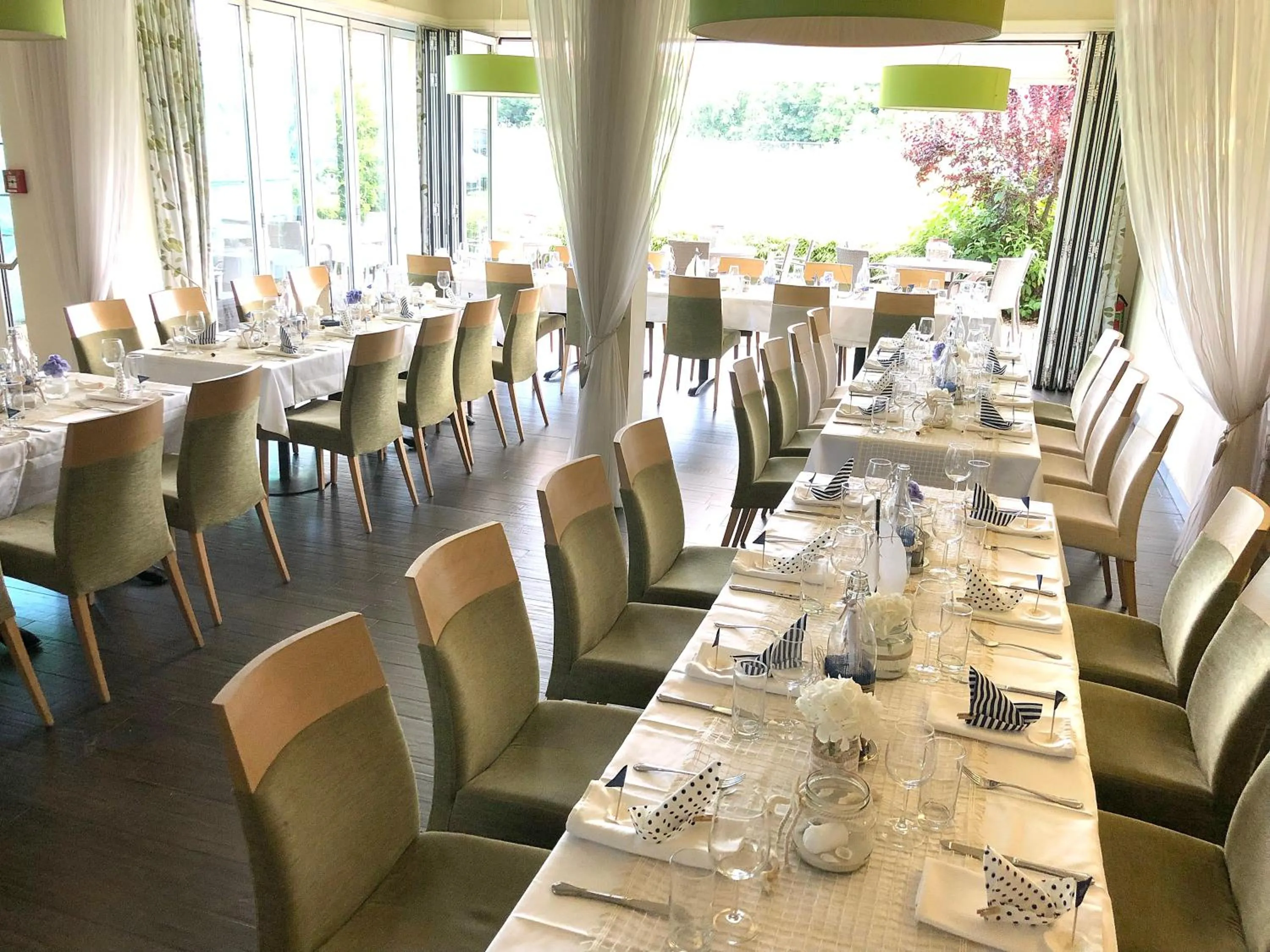 Banquet/Function facilities in Hotel Restaurant FIDI