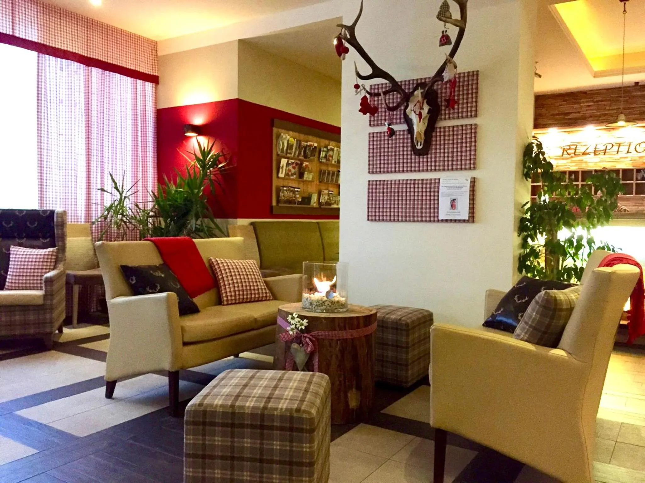 Lobby or reception in Hotel Restaurant FIDI