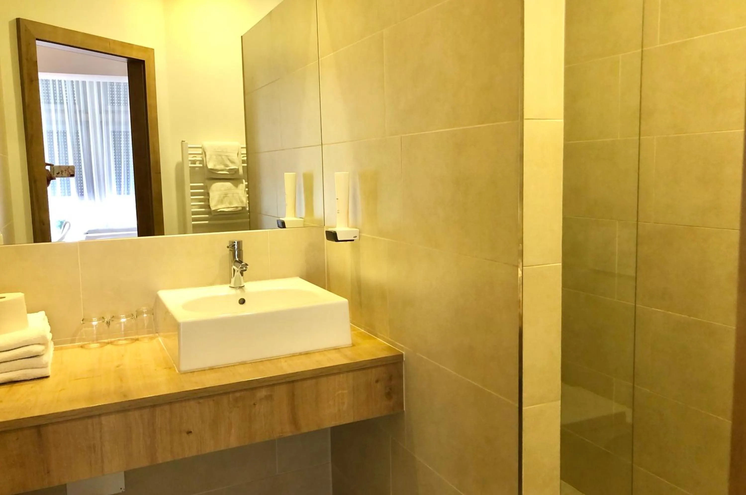 Bathroom in Hotel Restaurant FIDI