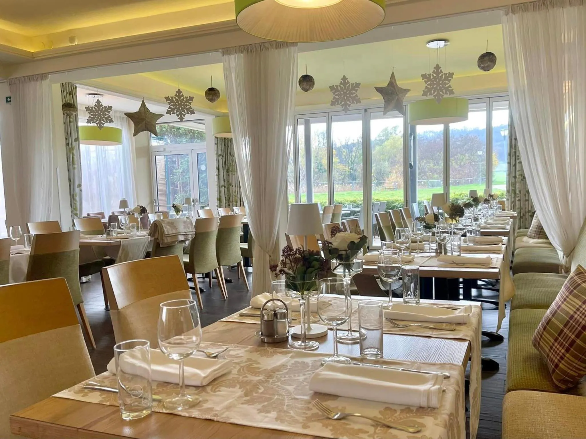 Restaurant/places to eat in Hotel Restaurant FIDI