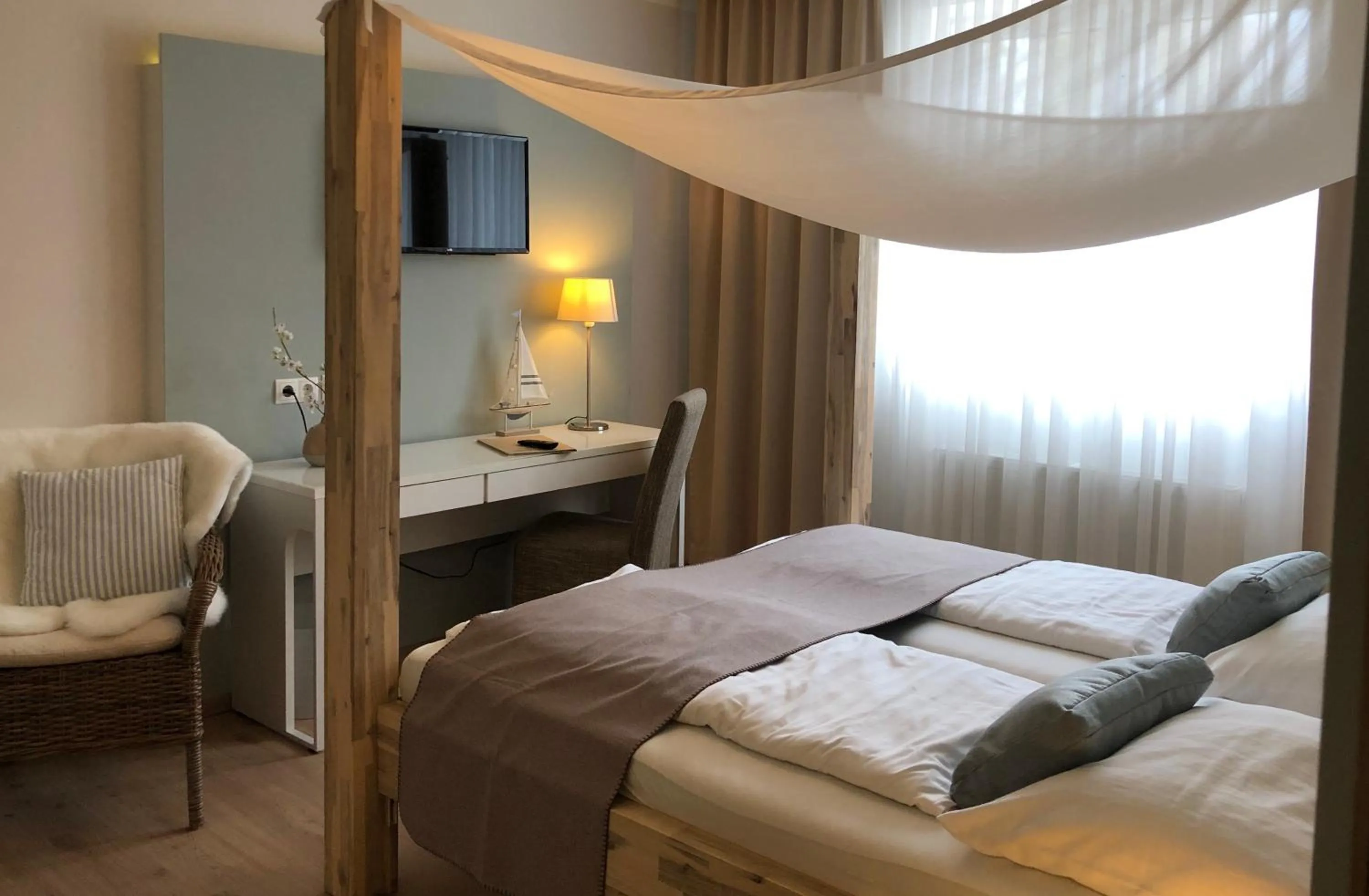 Photo of the whole room, Bed in Hotel Restaurant FIDI