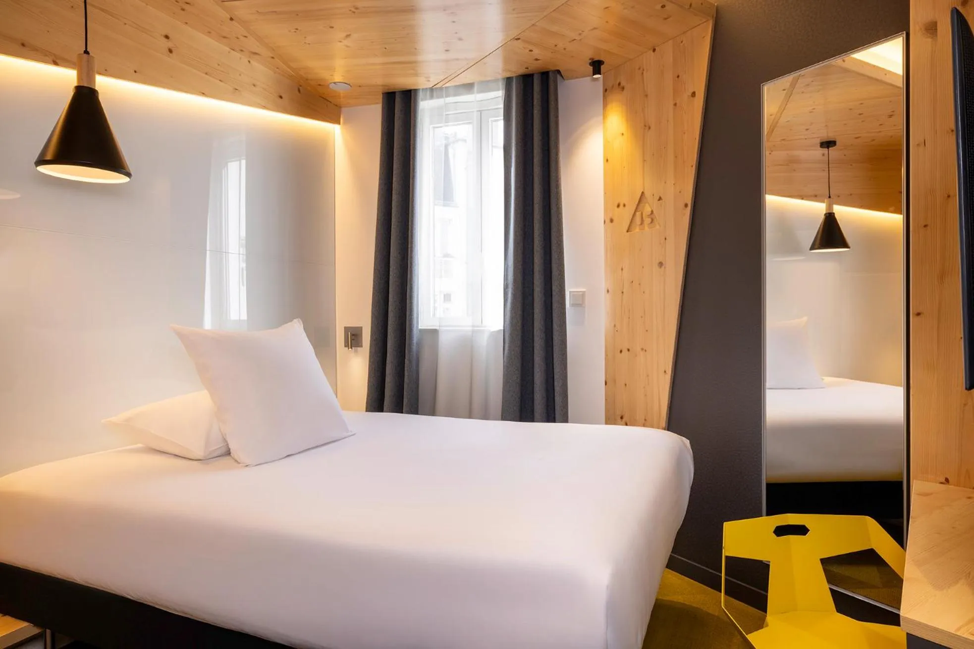 Bed in Urban Bivouac Hotel