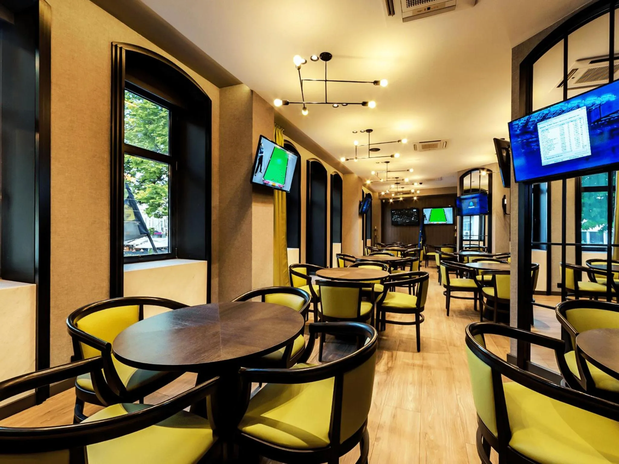 Restaurant/places to eat in Efbet Hotel