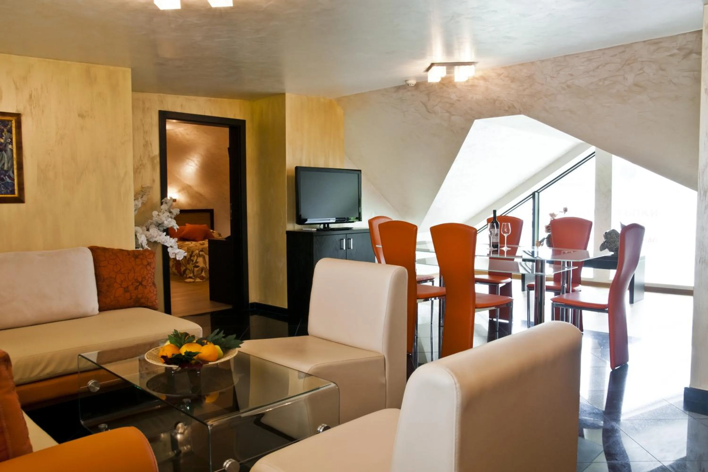 TV and multimedia in Efbet Hotel