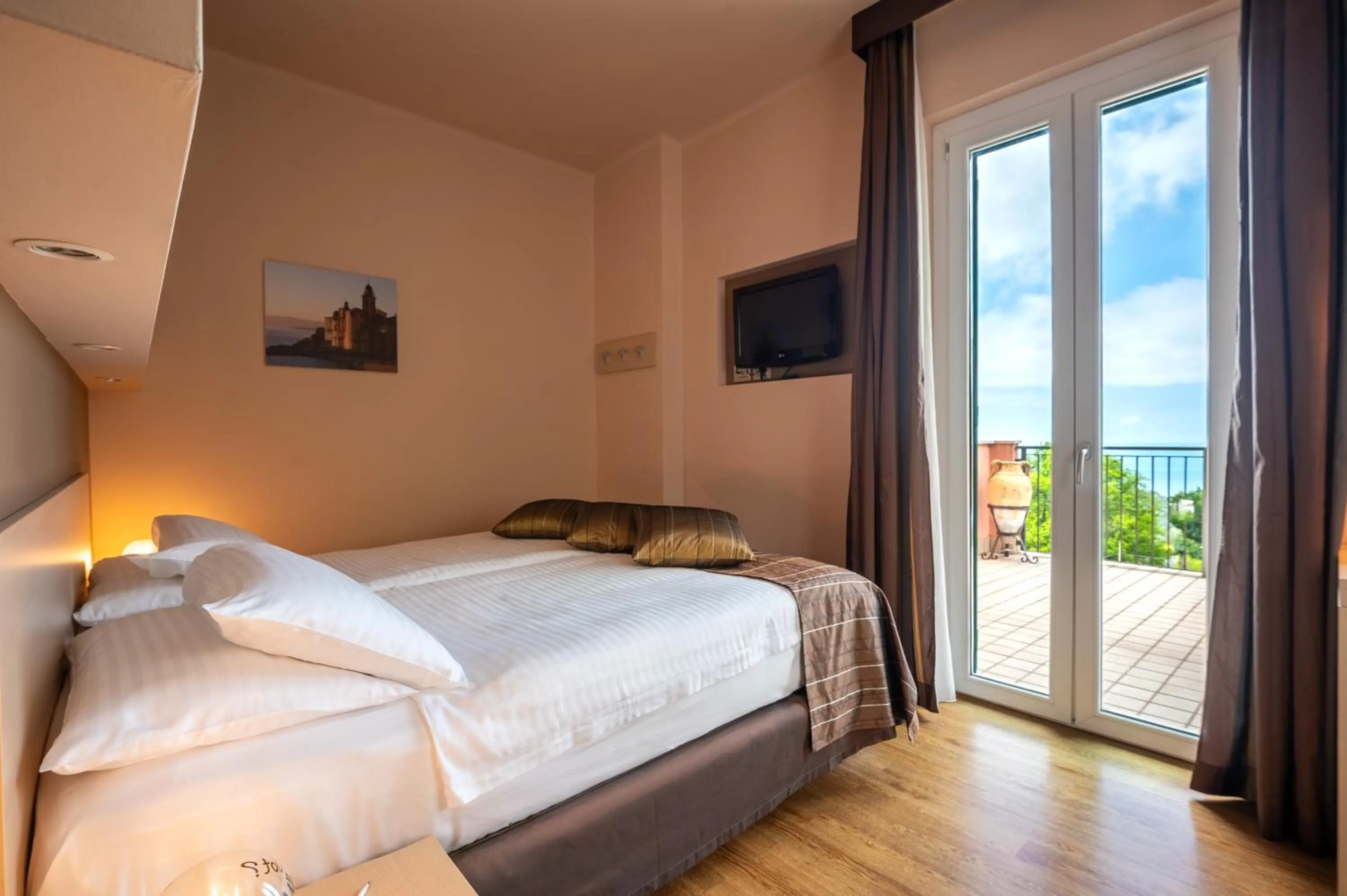 Bed in Hotel La Vigna