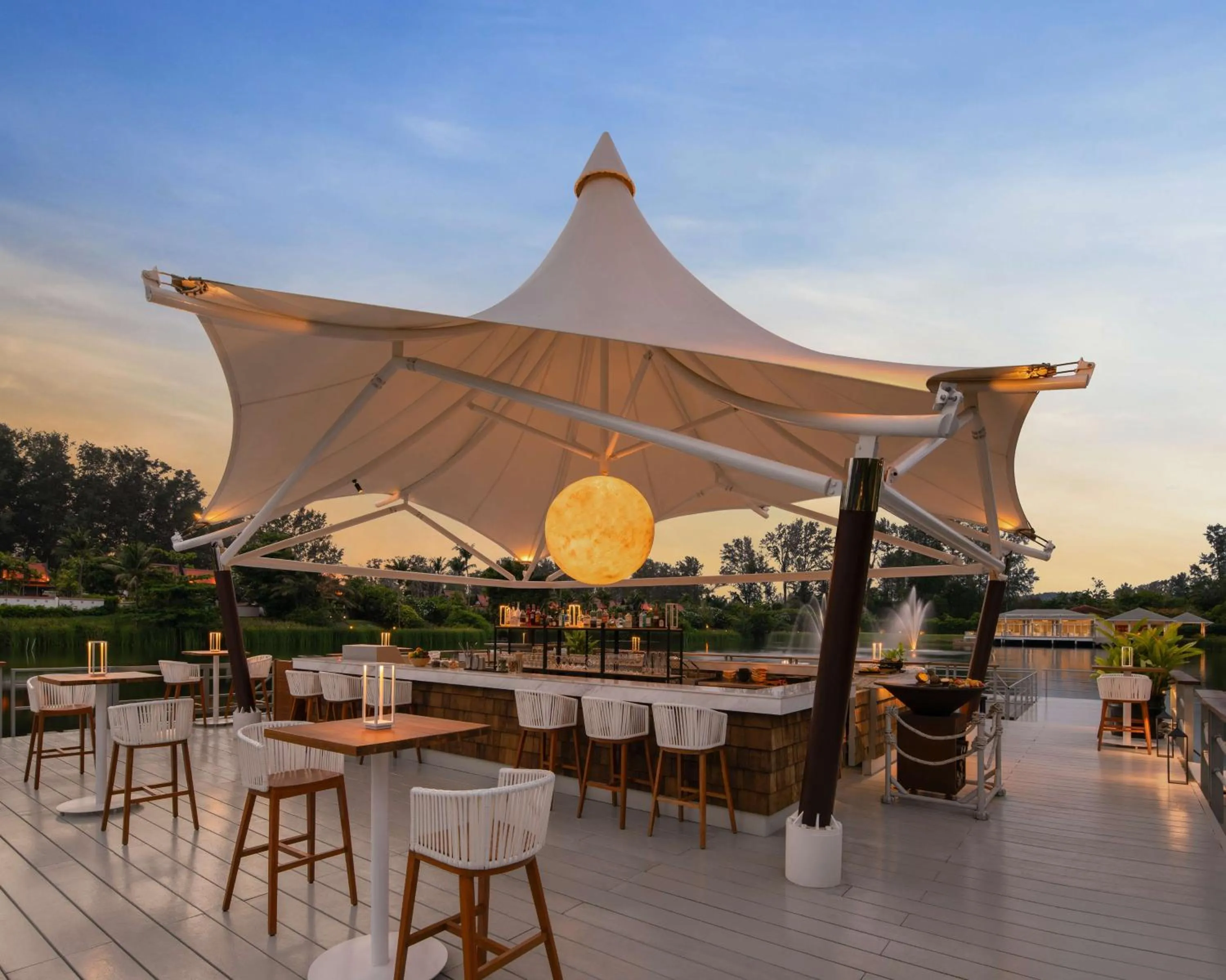 Restaurant/places to eat in Banyan Tree Phuket