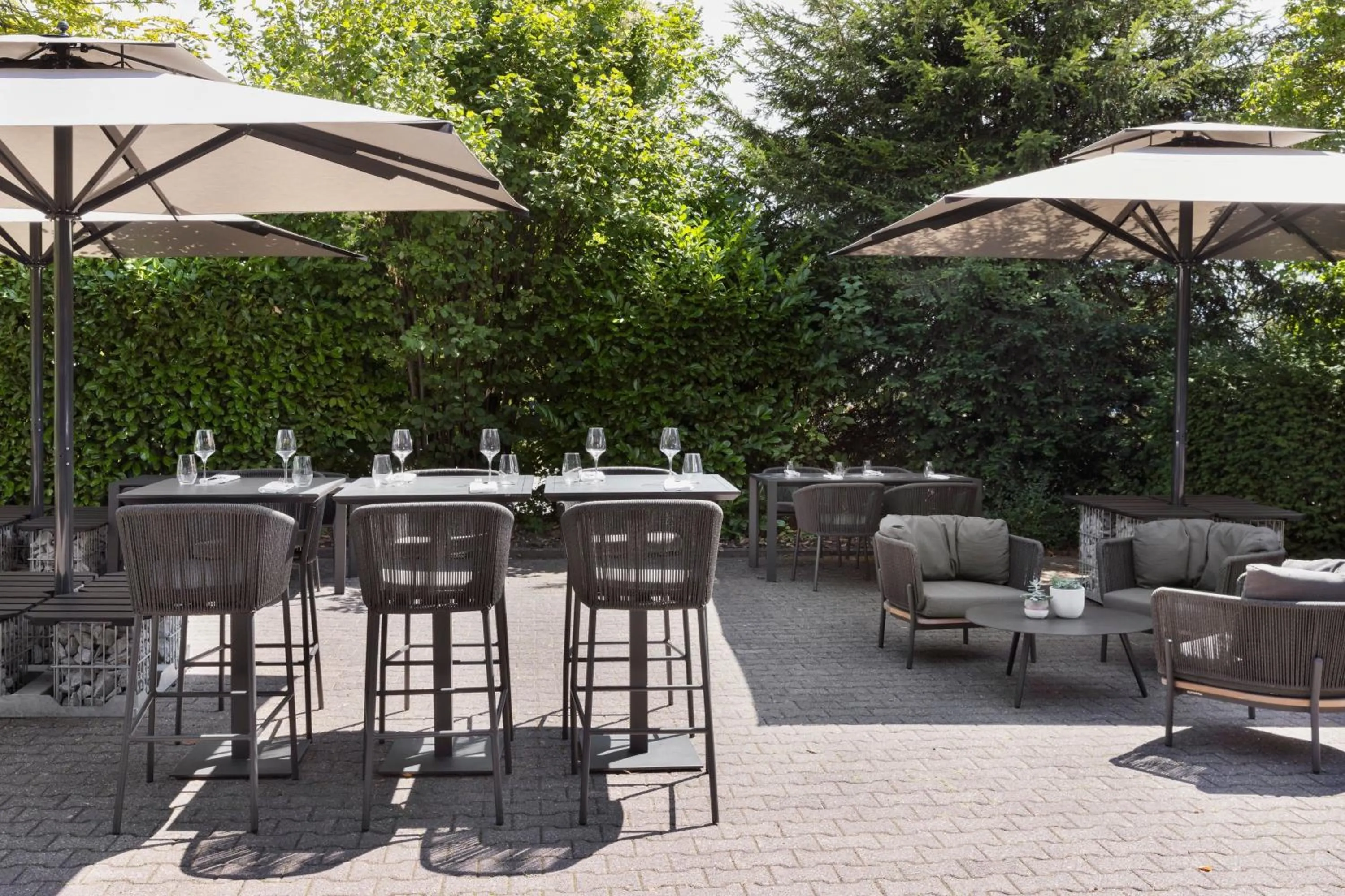 Restaurant/places to eat in Courtyard by Marriott Wiesbaden-Nordenstadt