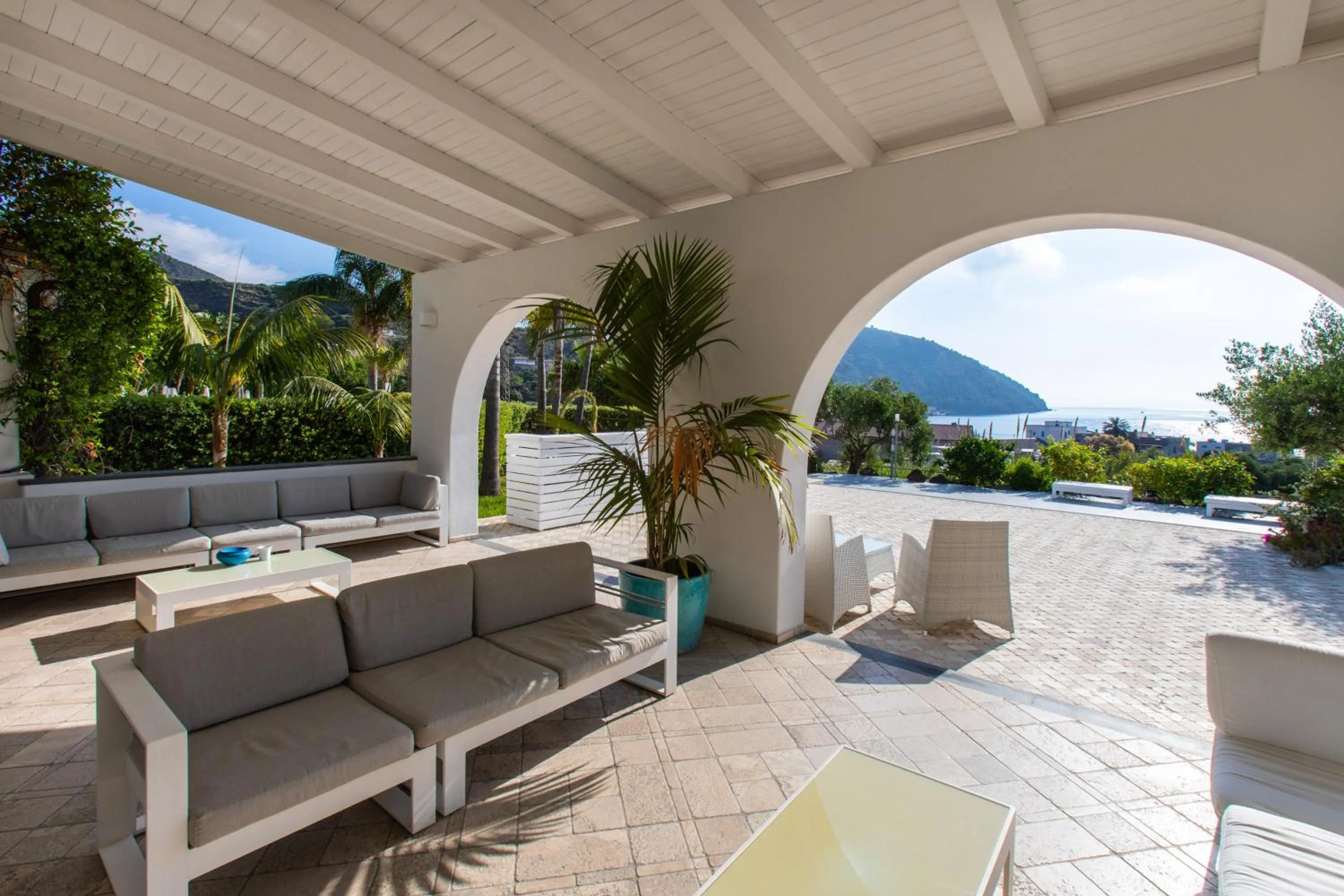 Day in Hotel Mea - Aeolian Charme