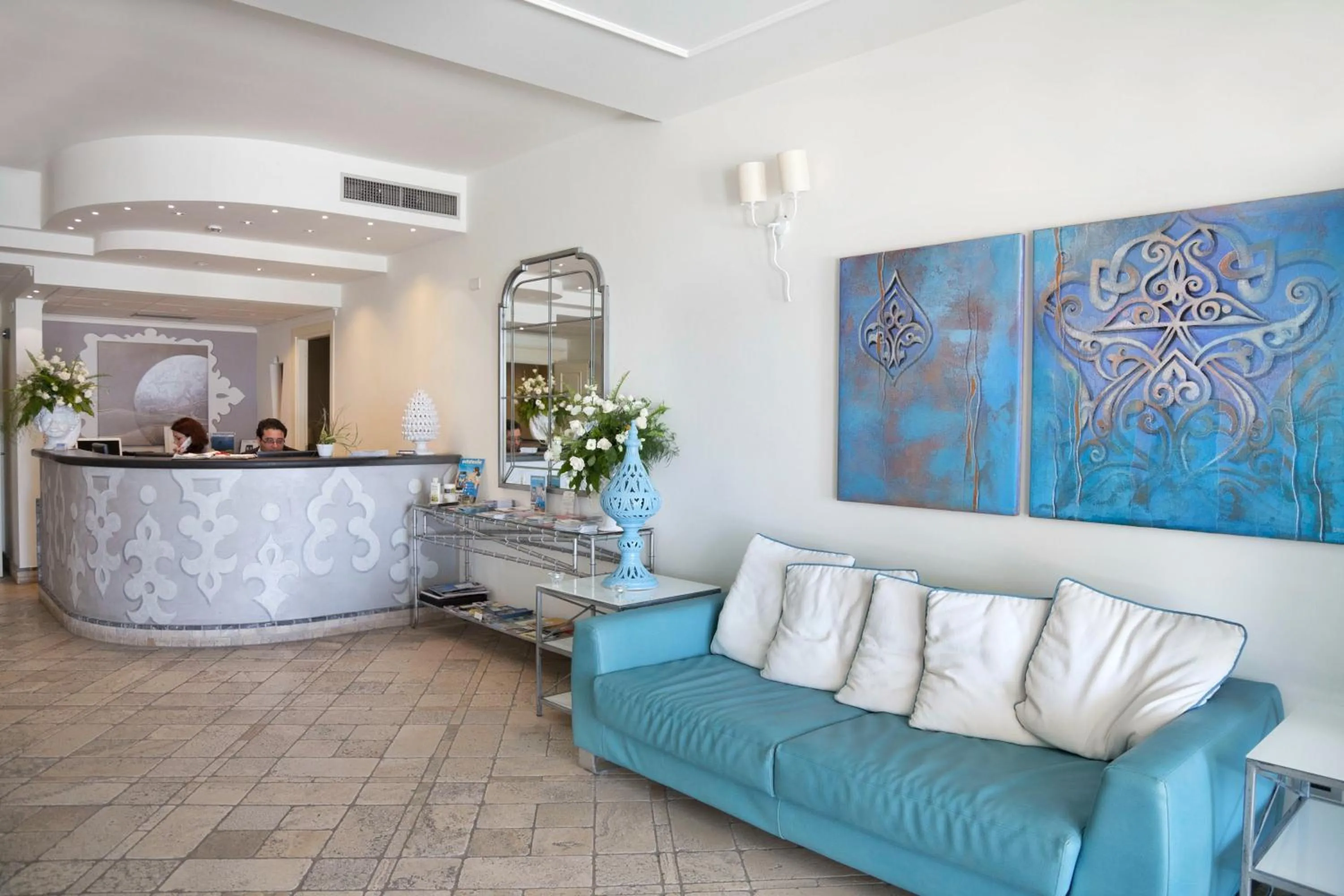 Lobby or reception in Hotel Mea - Aeolian Charme